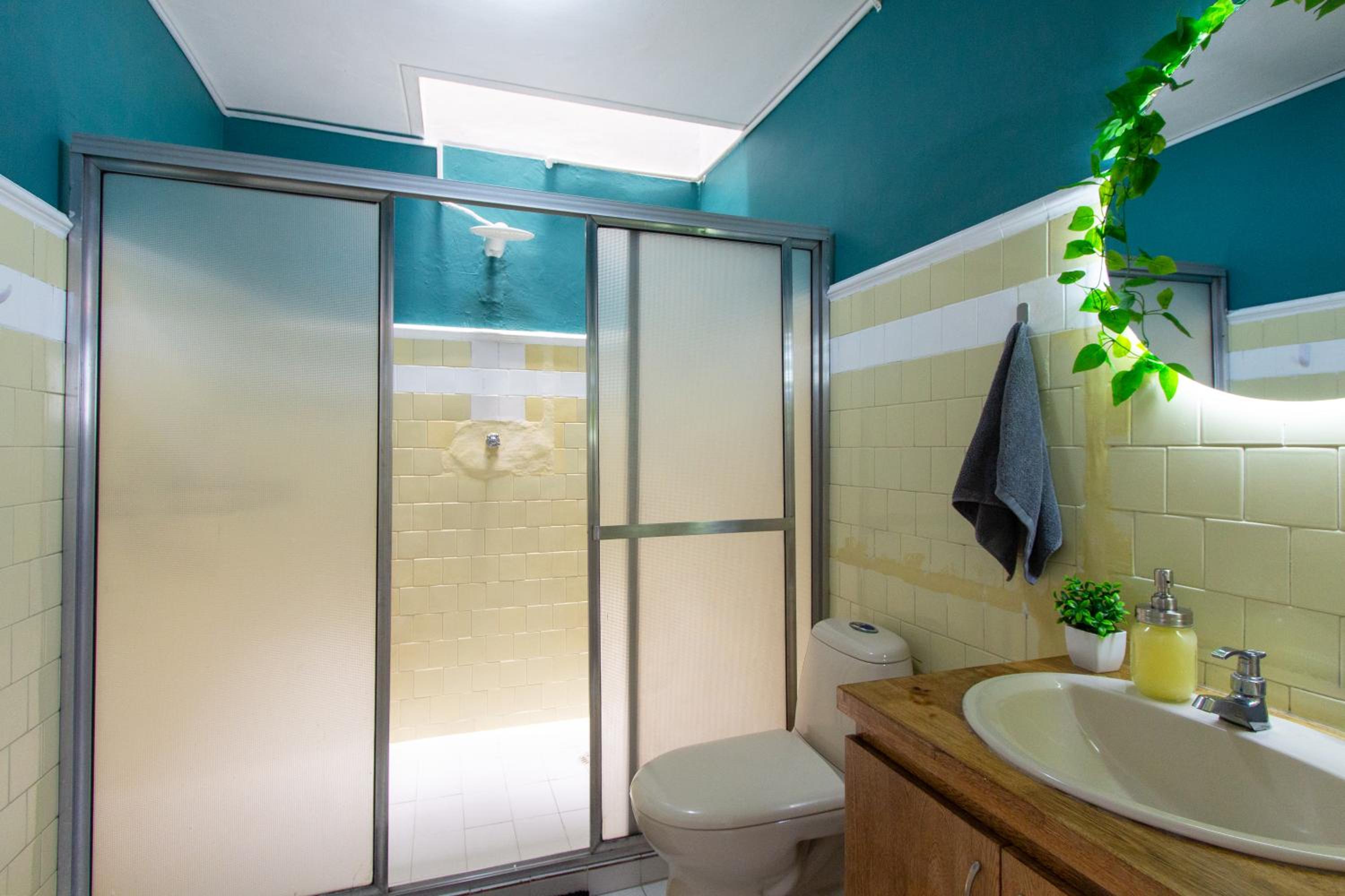 CoNomad House - Coliving & Coworking