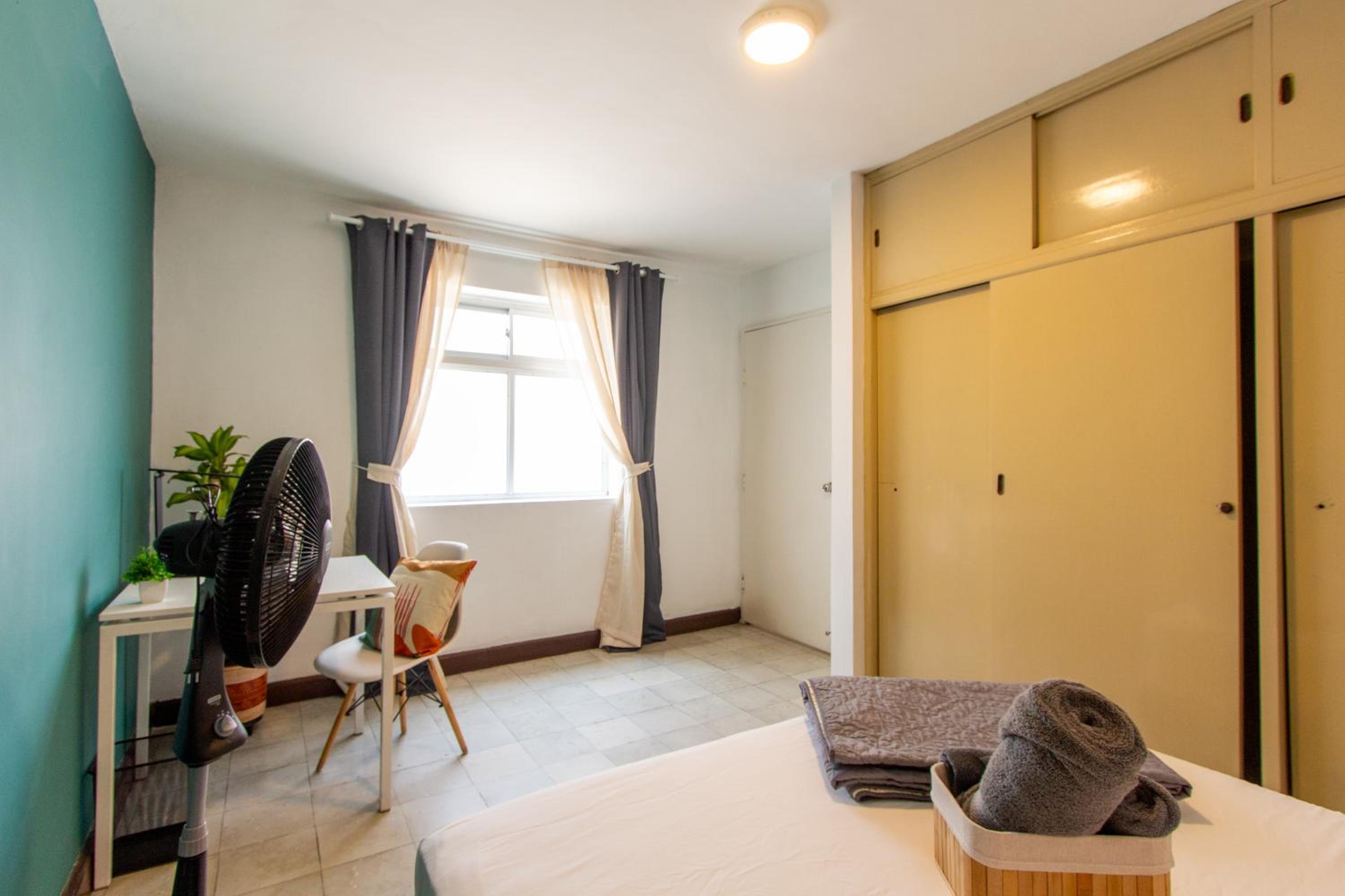 CoNomad House - Coliving & Coworking