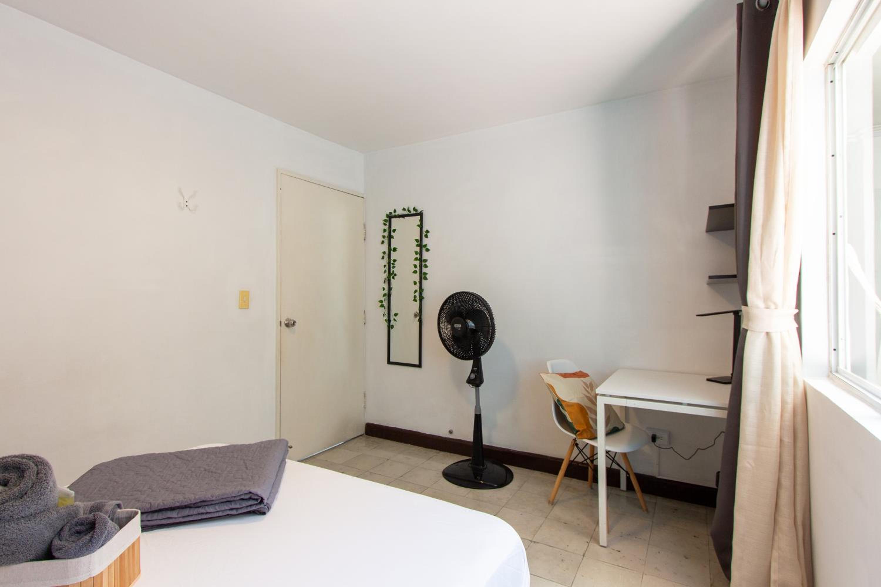 CoNomad House - Coliving & Coworking