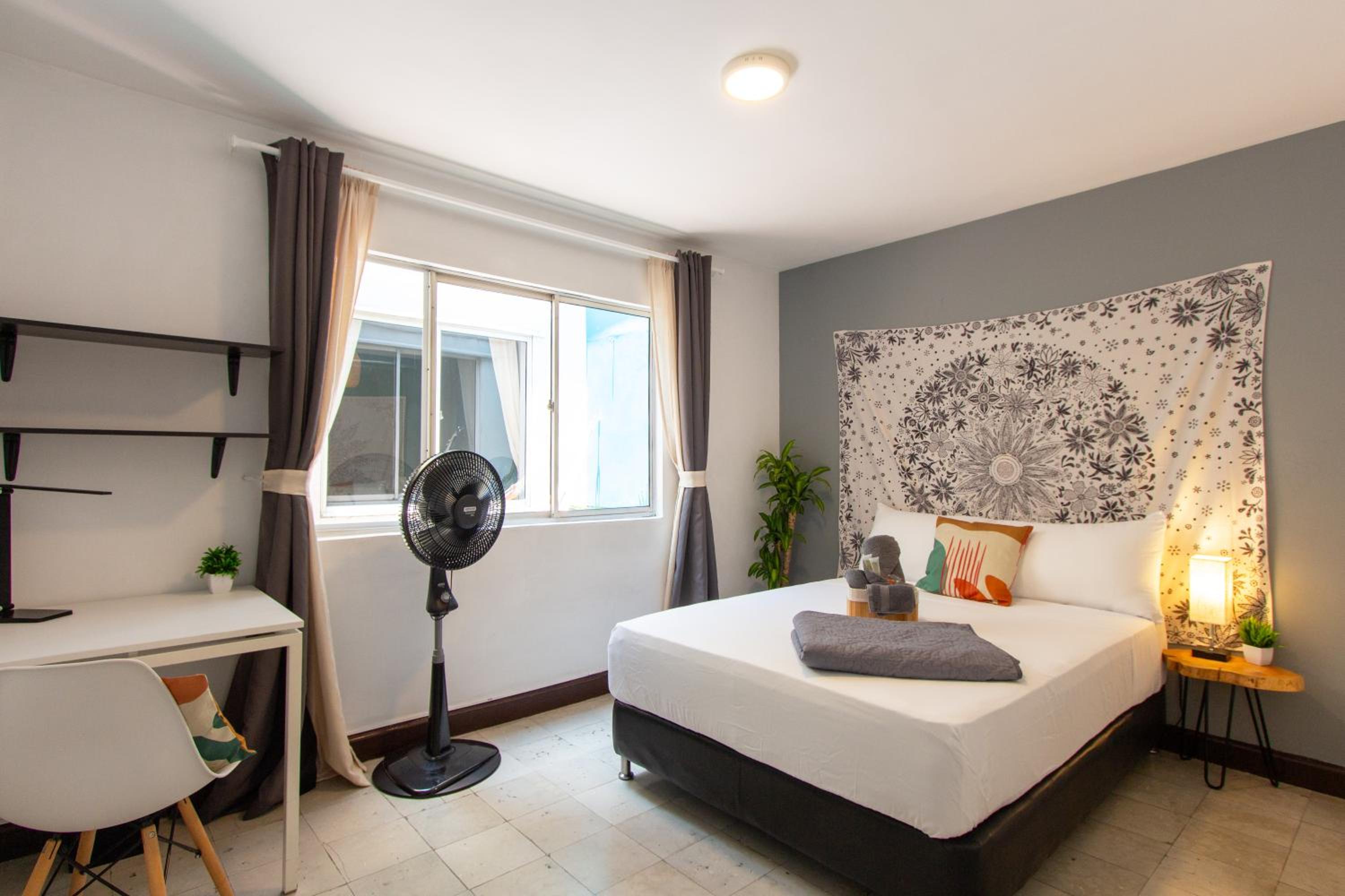 CoNomad House - Coliving & Coworking