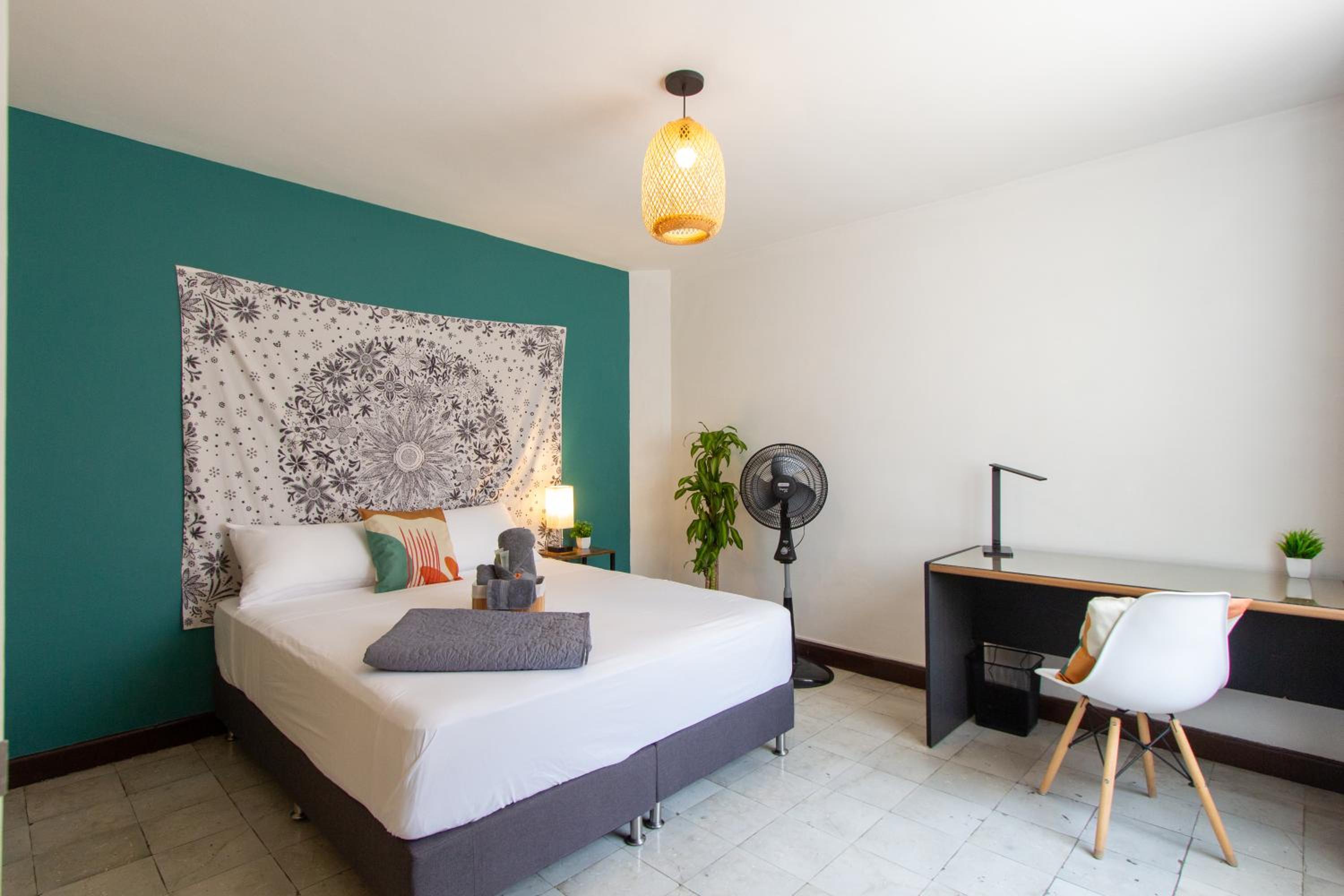 CoNomad House - Coliving & Coworking
