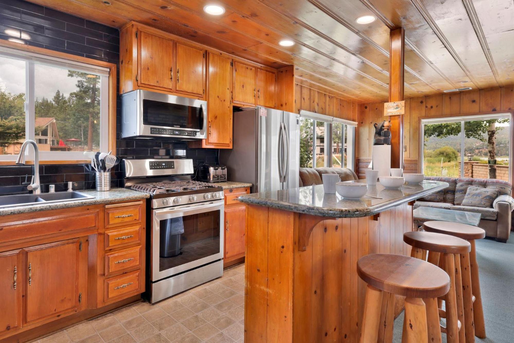 Lakeview getaway #2120