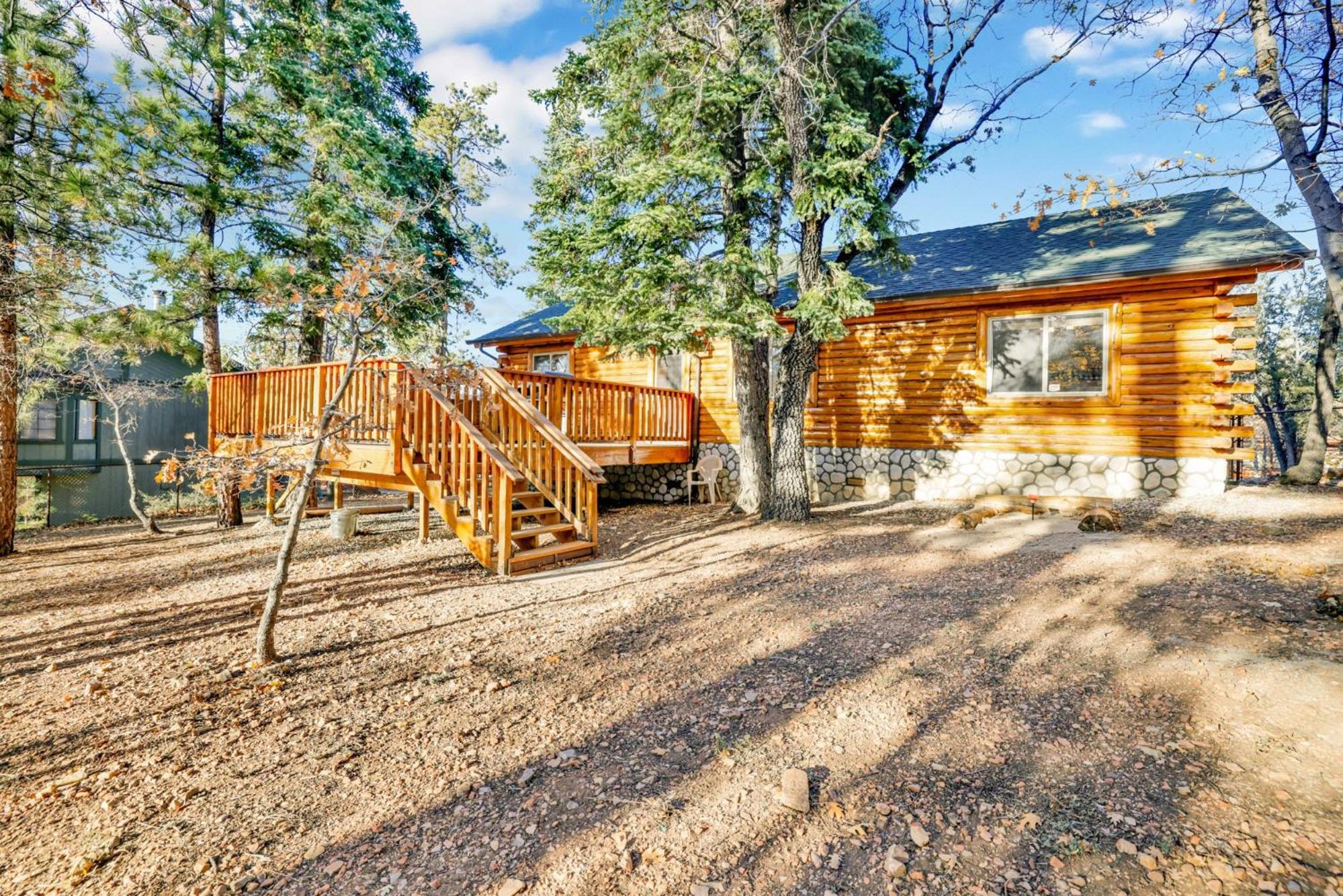 Crescenta pines log cabin #2346 view 4