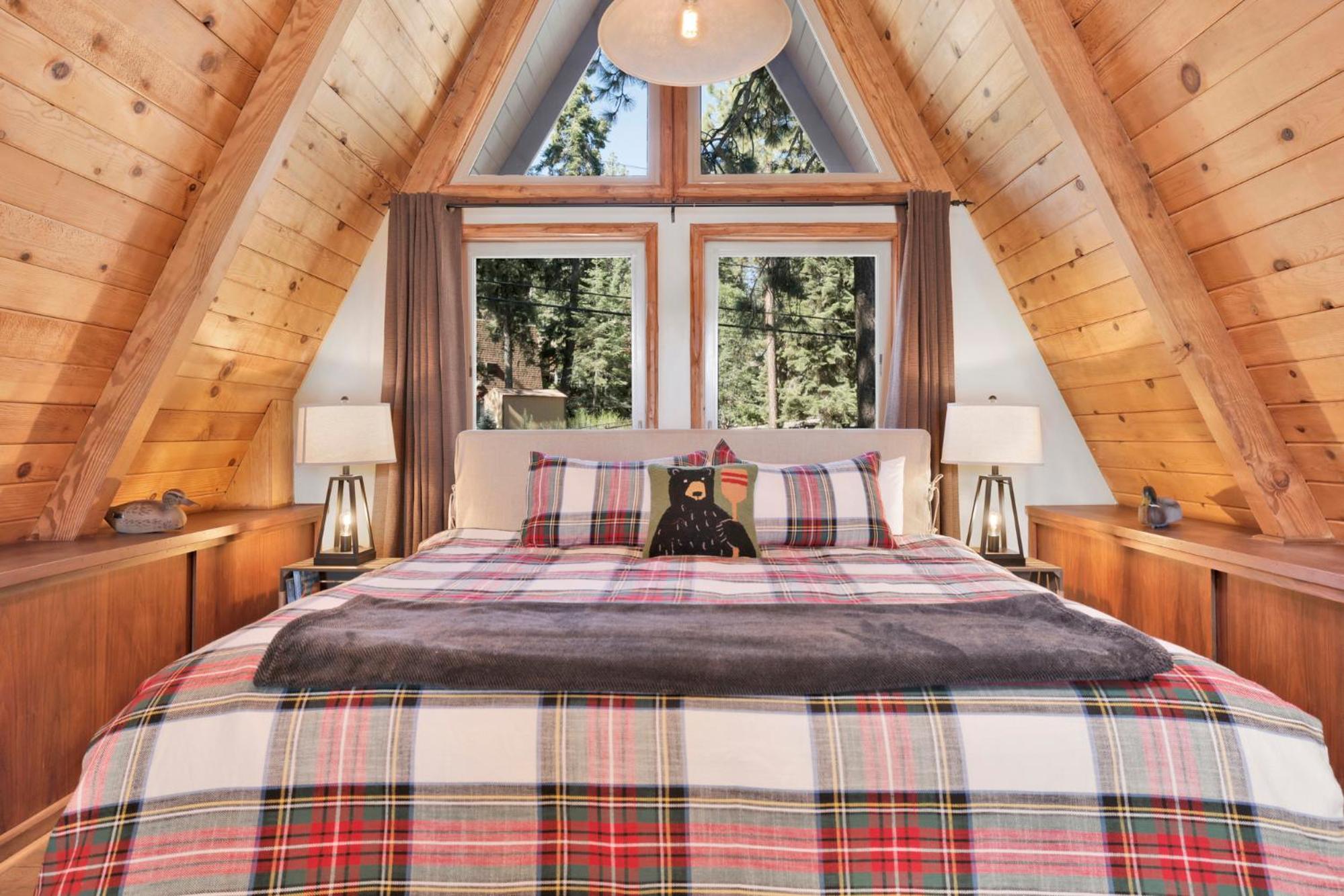Big bear den #2152