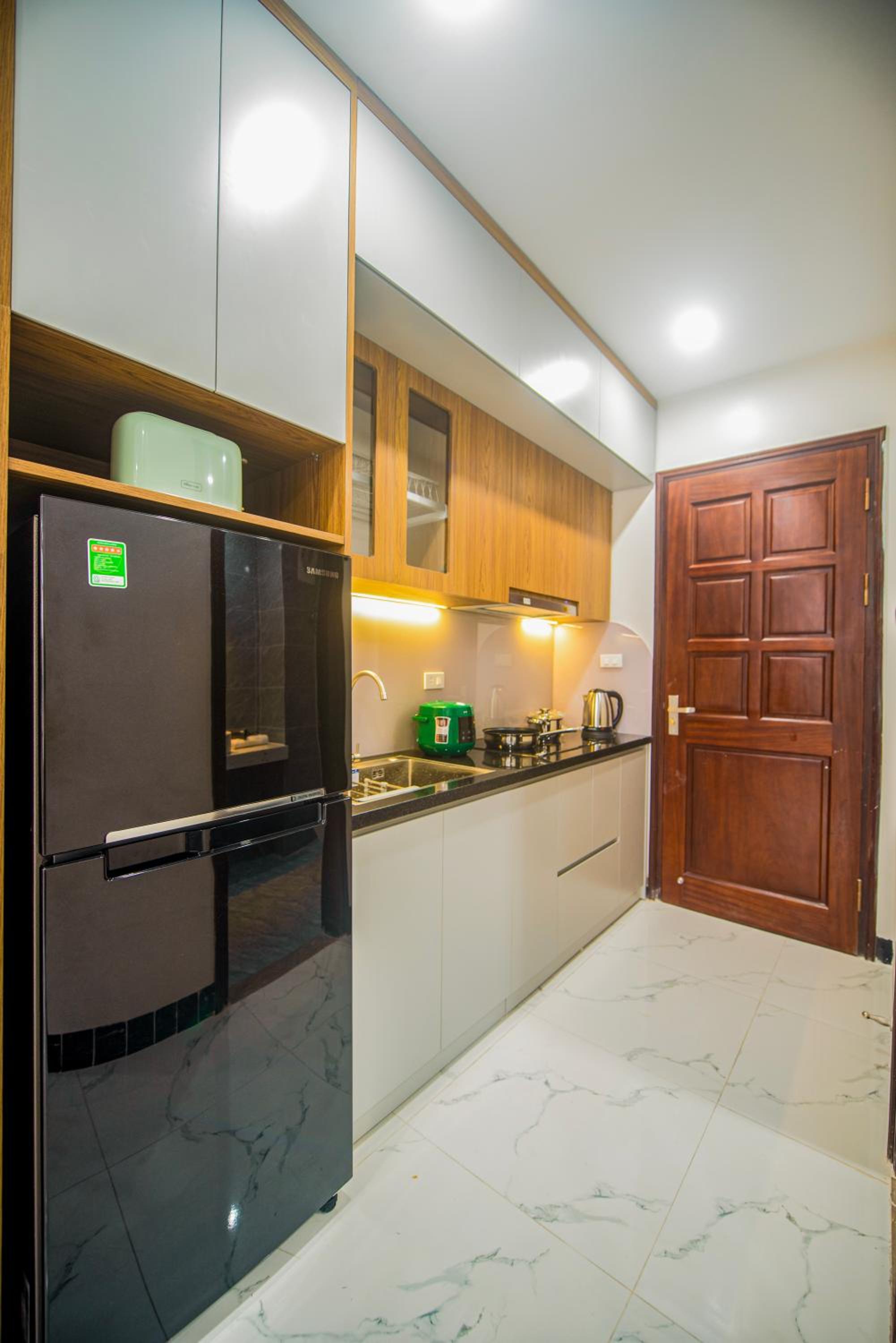 Lily Home - Confetti Apartment Nguyễn Công Trứ