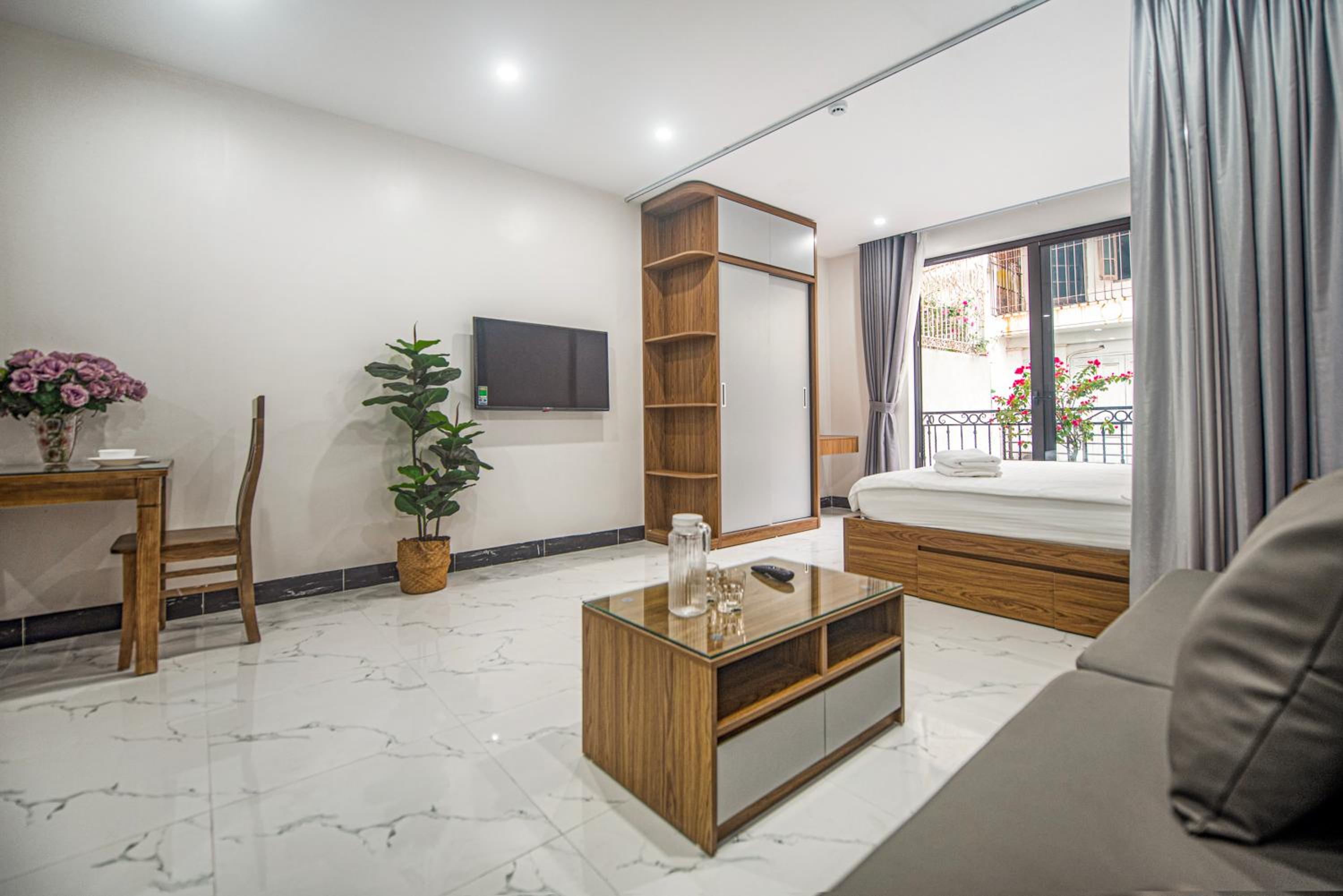 Lily Home - Confetti Apartment Nguyễn Công Trứ