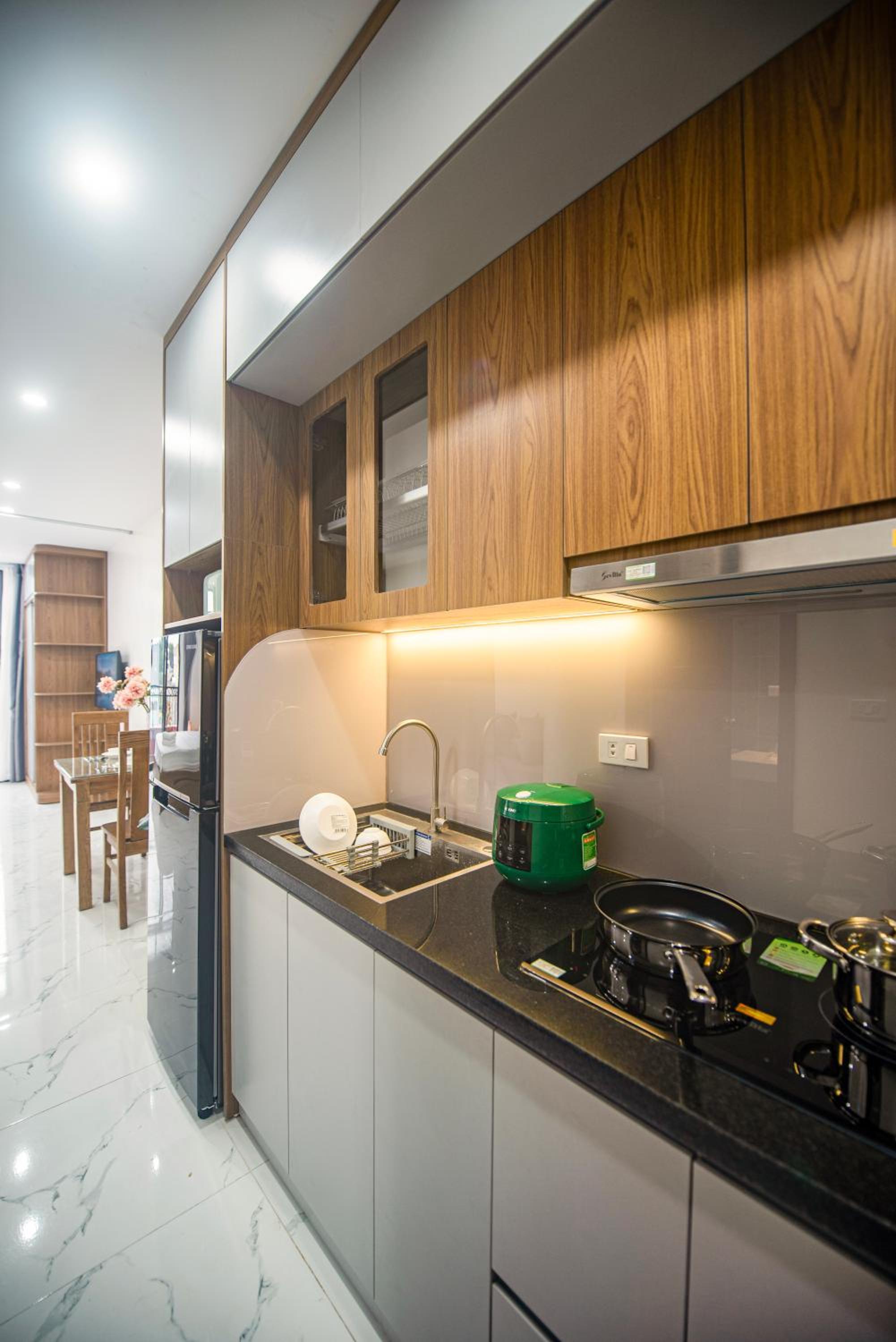Lily Home - Confetti Apartment Nguyễn Công Trứ