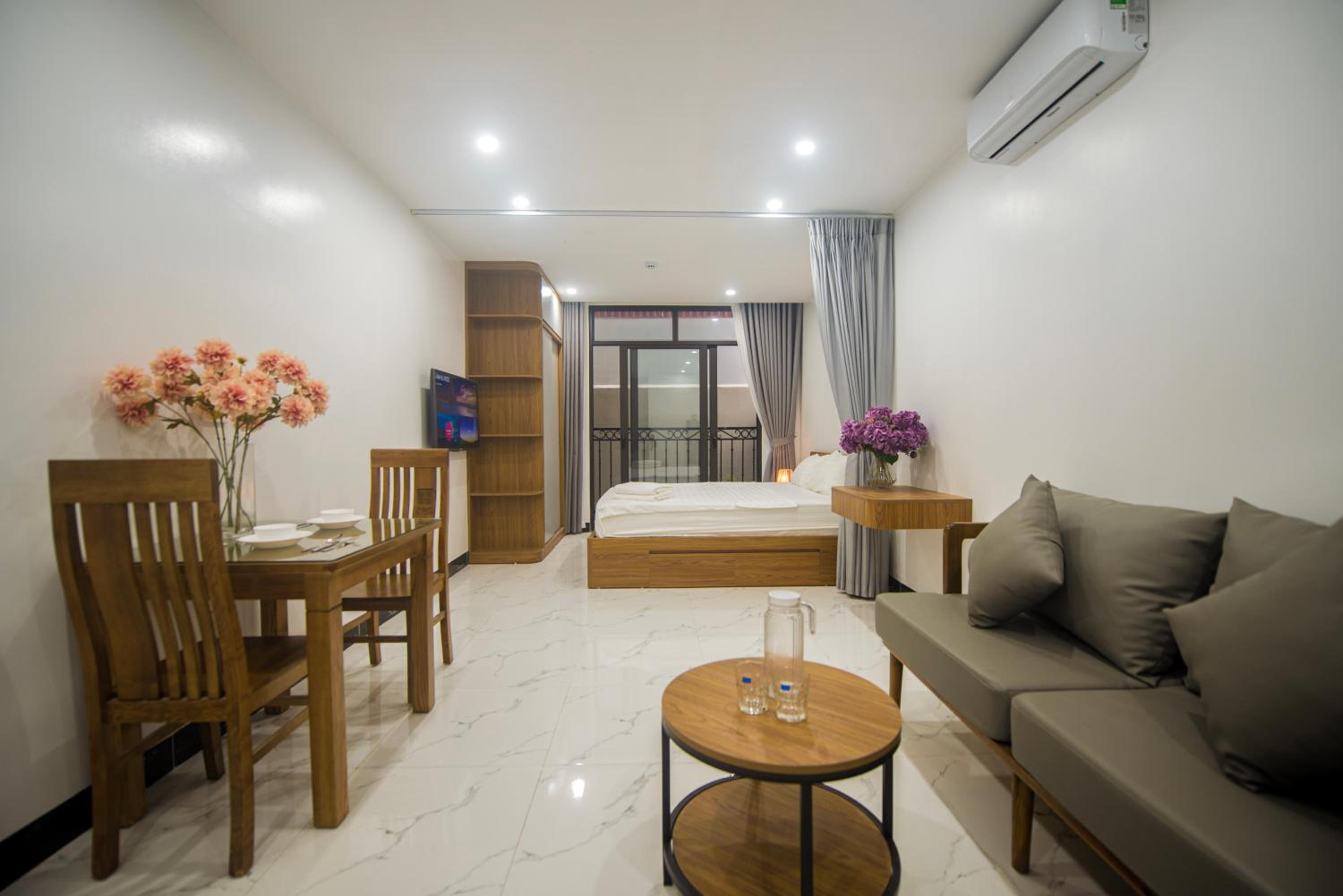 Lily Home - Confetti Apartment Nguyễn Công Trứ