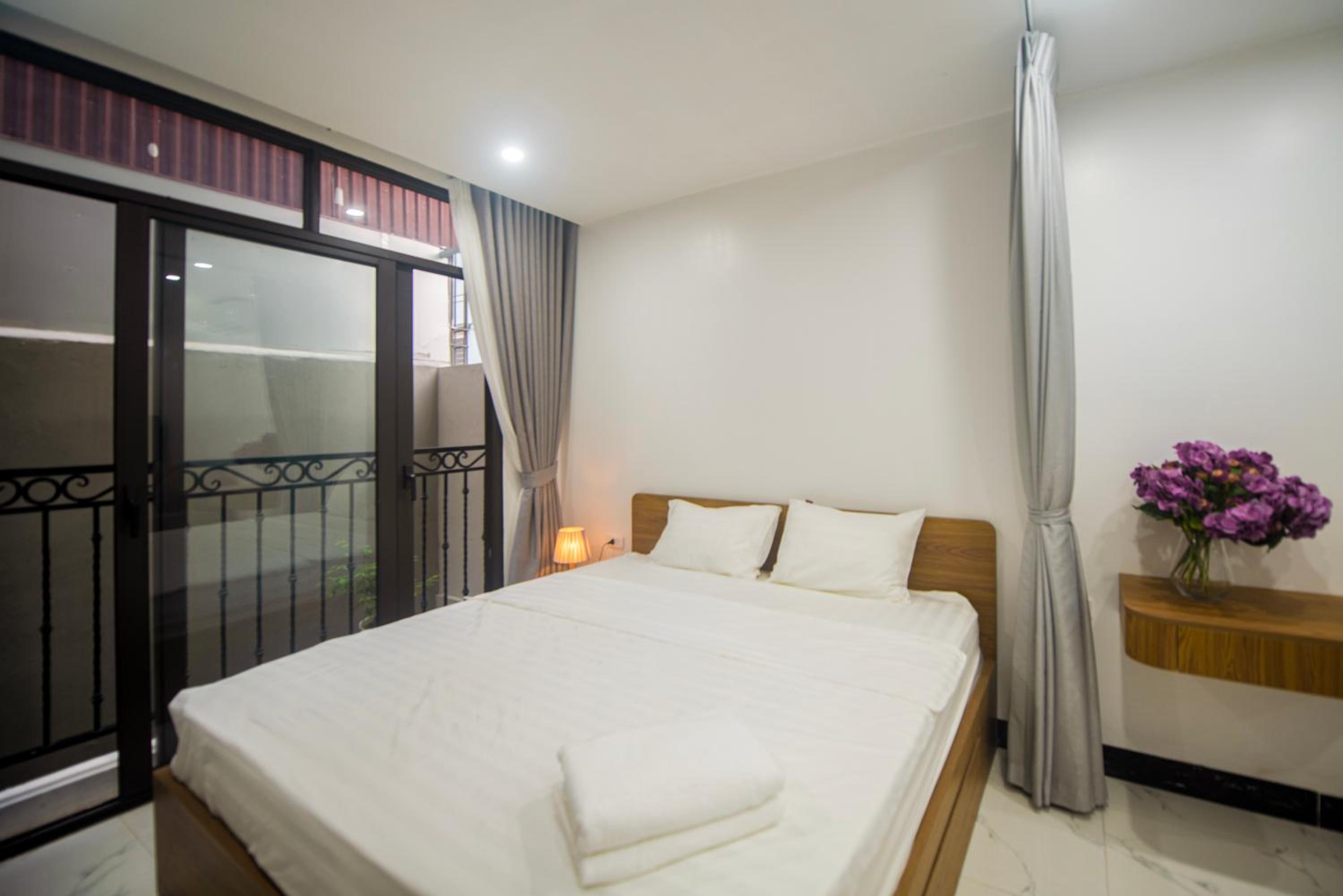 Lily Home - Confetti Apartment Nguyễn Công Trứ
