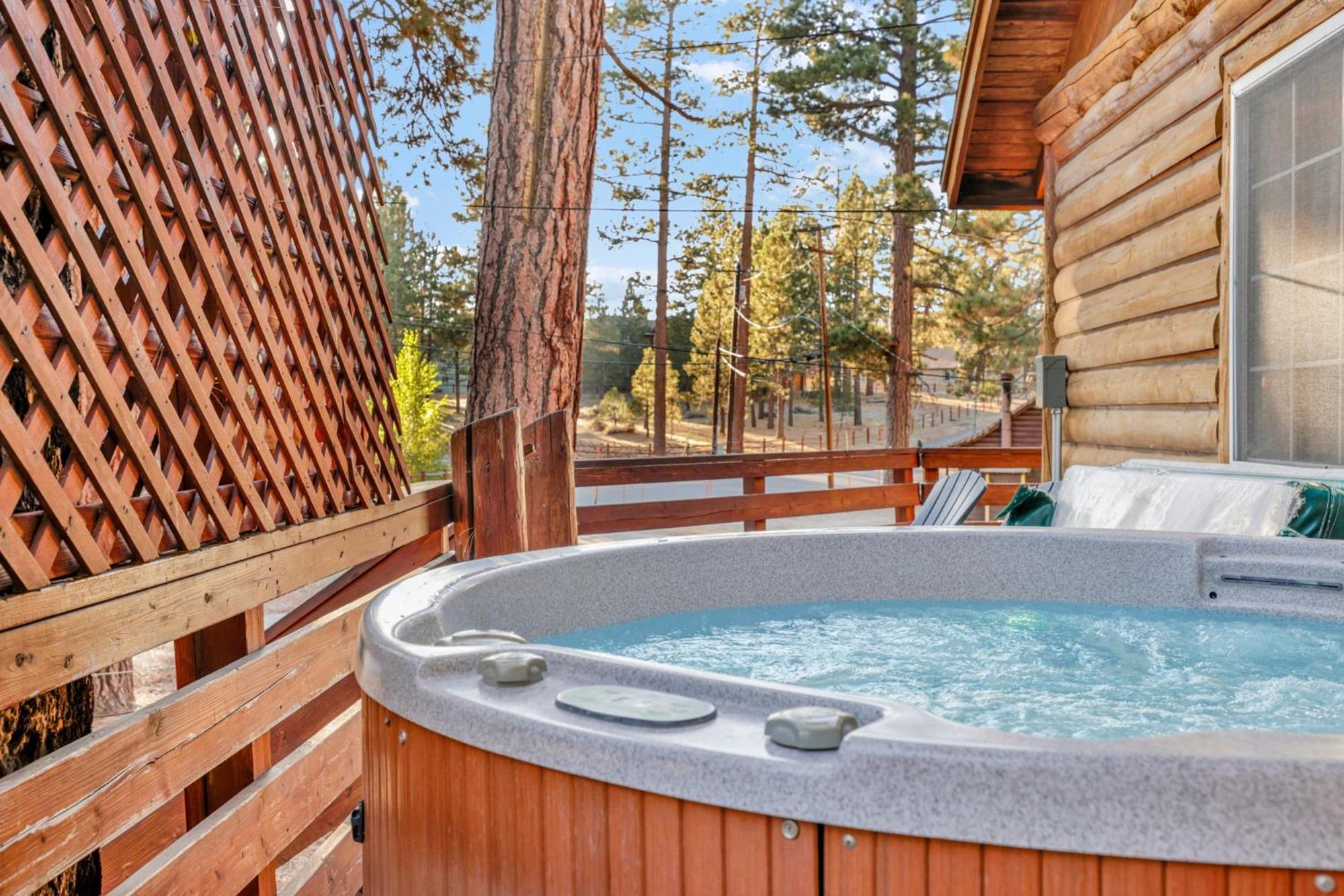 Forest treehouse # 1473