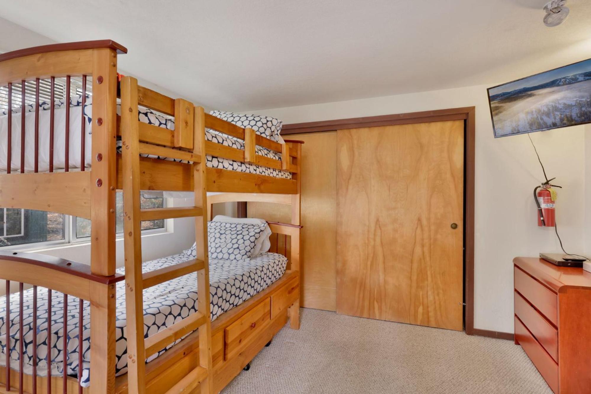 Pinewood inn #2093