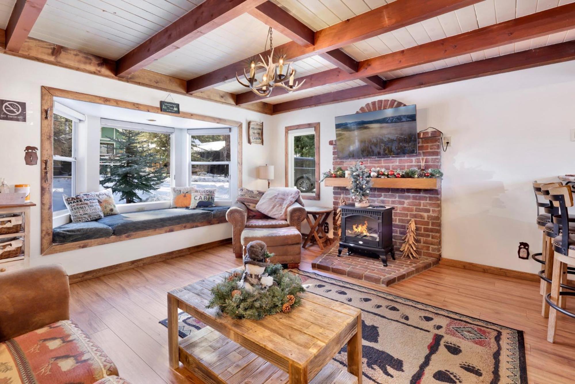 Storybook cottage #2121