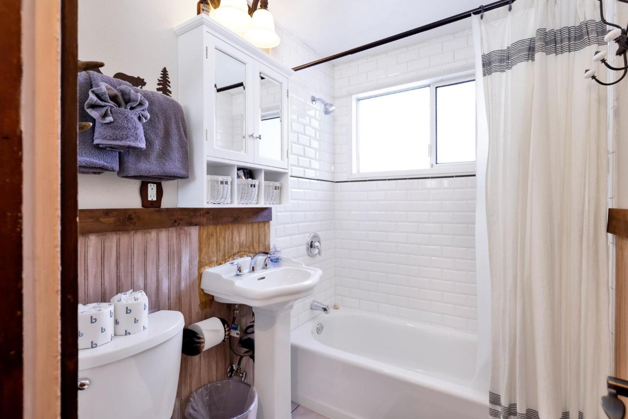 Storybook cottage #2121