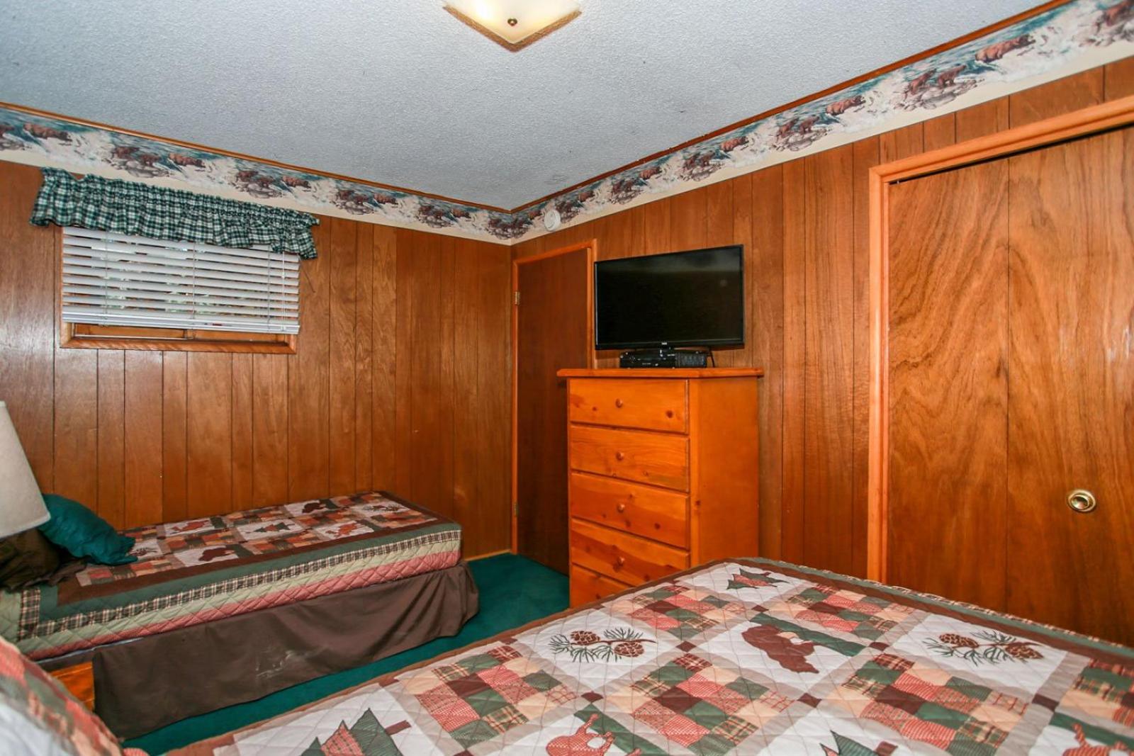 Avalon hide out #1336