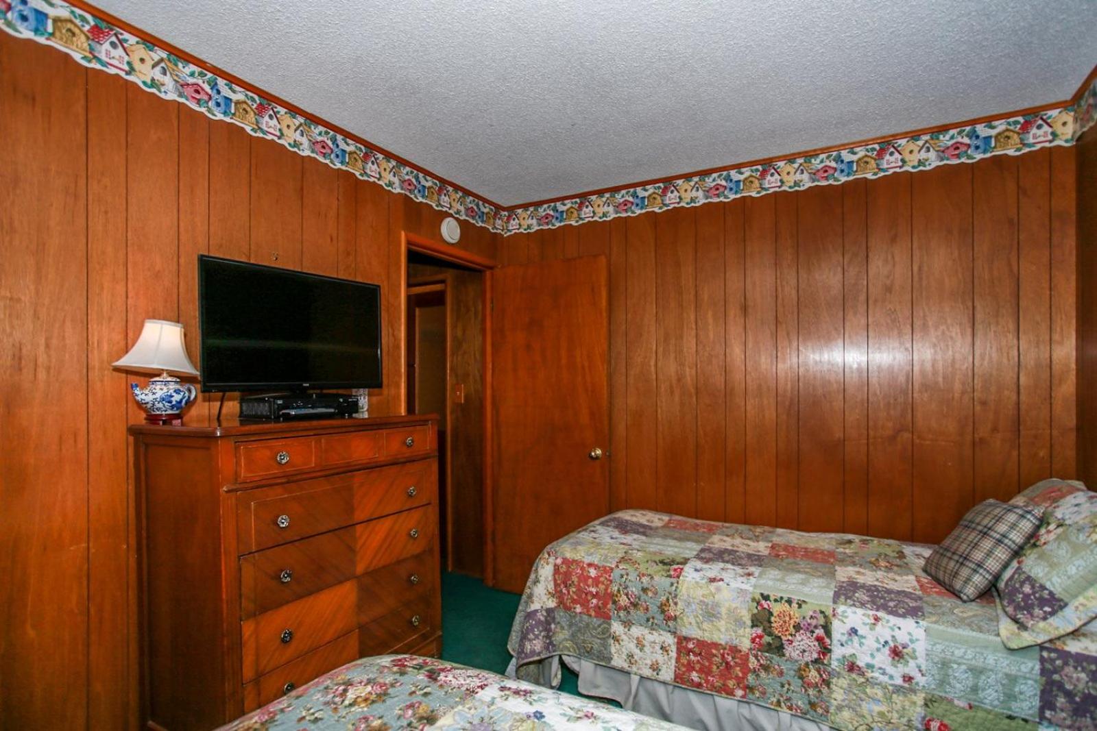 Avalon hide out #1336
