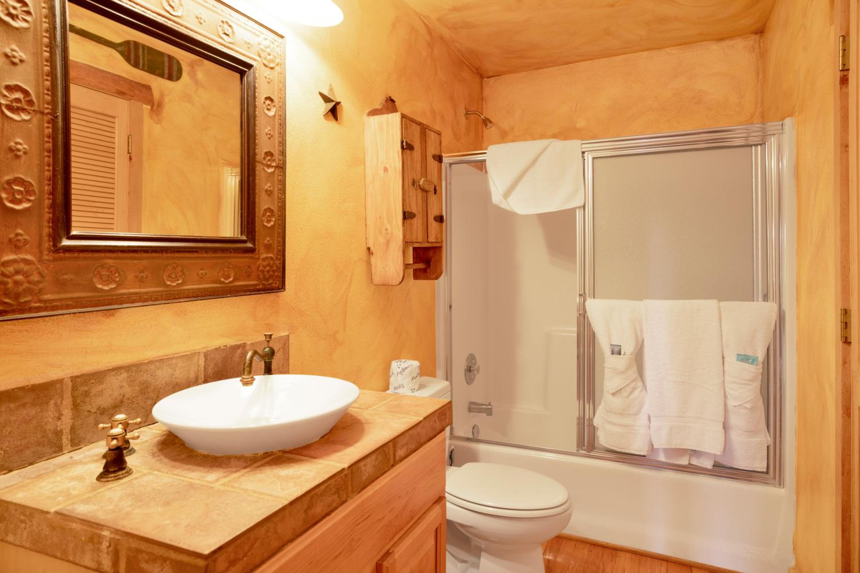 Big Bear Lake Vacations - Bear creek lodge 735 - Property Image 27