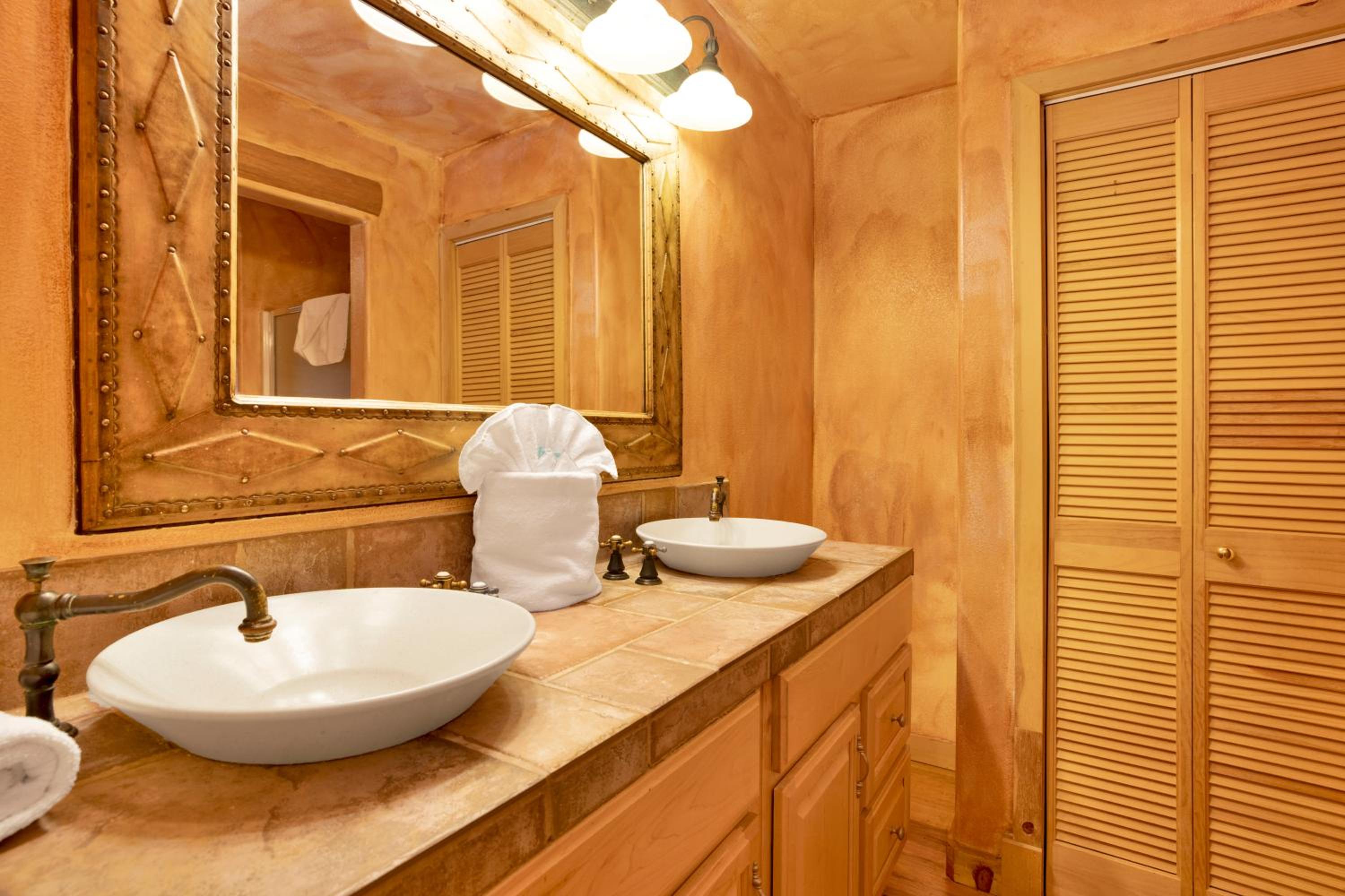 Big Bear Lake Vacations - Bear creek lodge 735 - Property Image 25