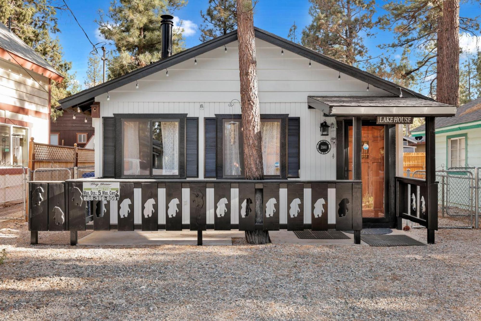 Pura vida bungalow #2144