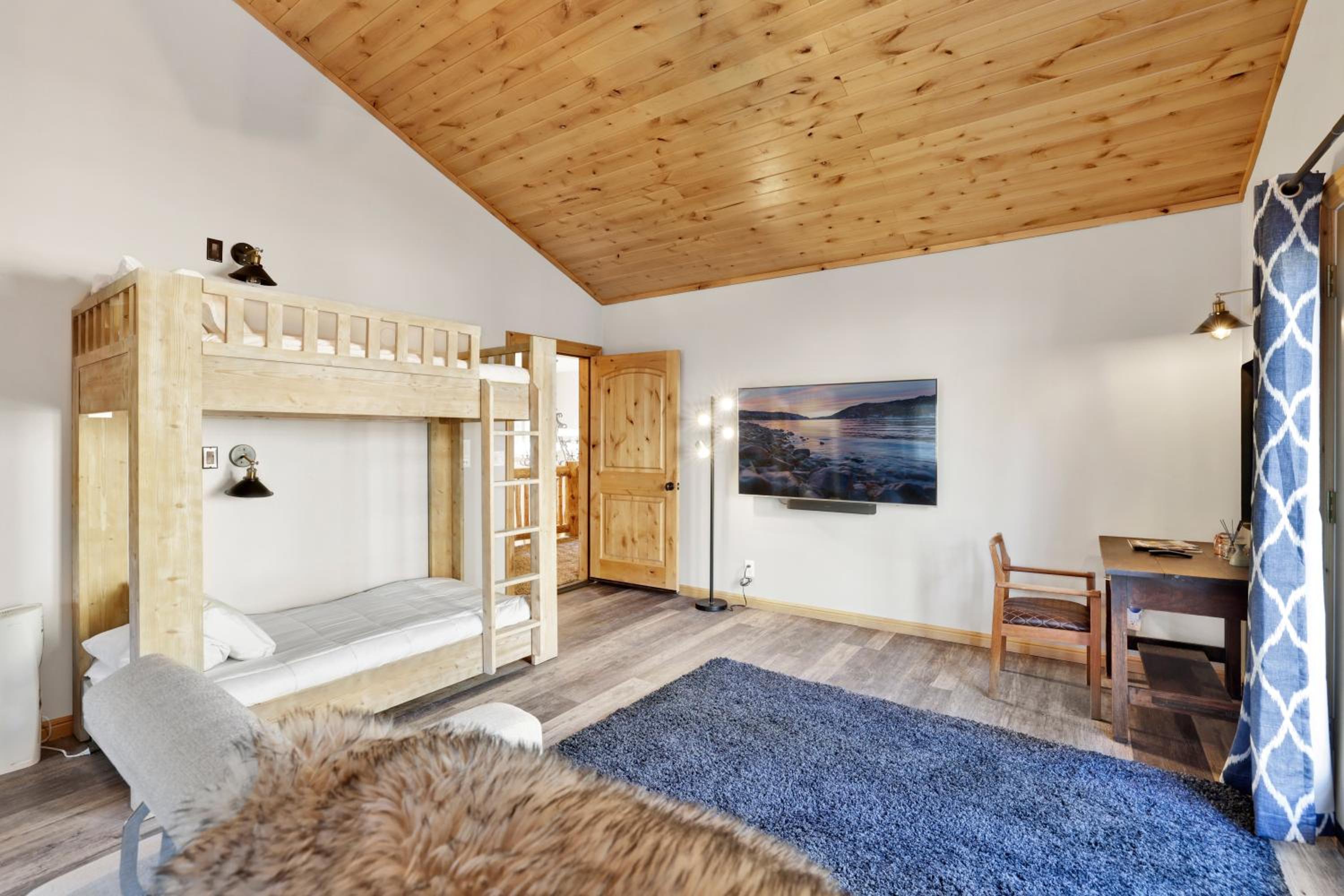 Gold rush lodge #2352