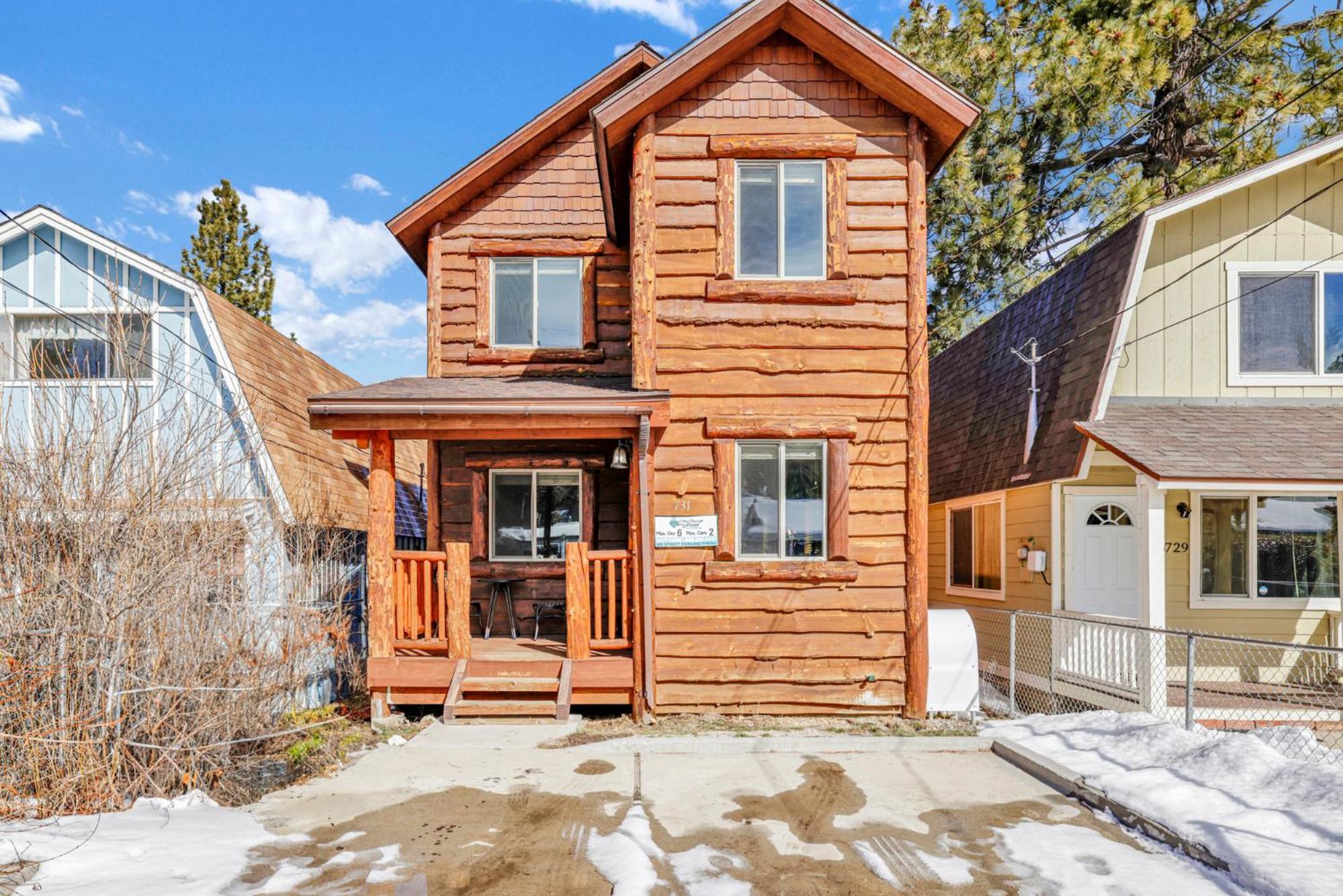 Knotty pines log cabin #2414