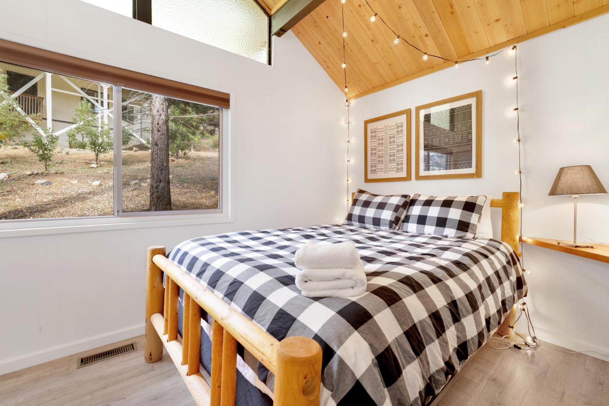 Tomeny cabin #2338