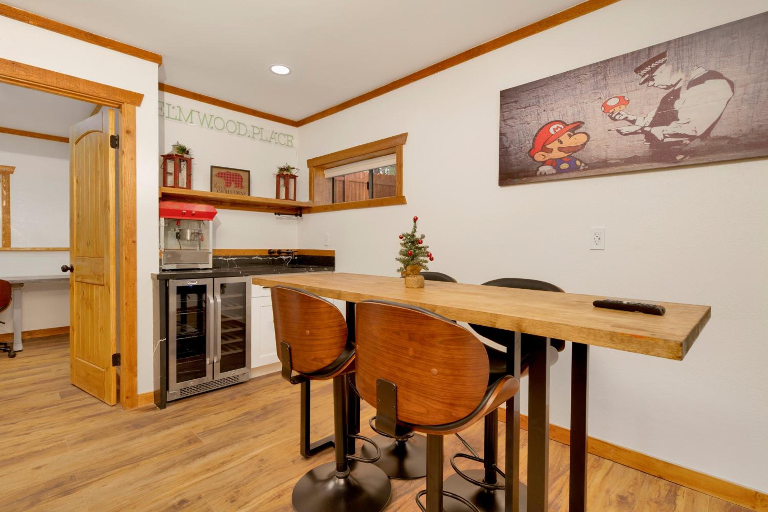 Elmwood place #2218