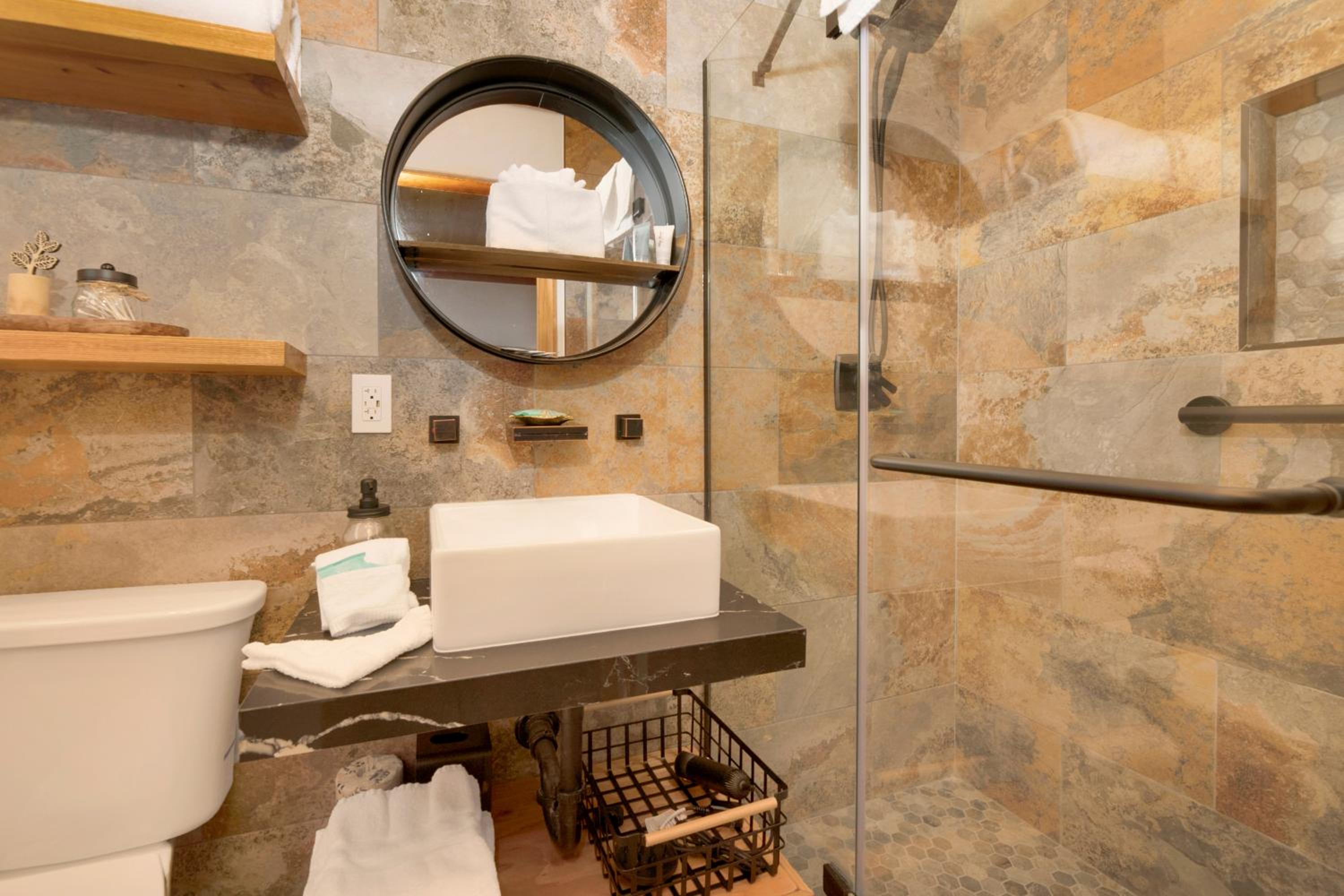 Elmwood place #2218