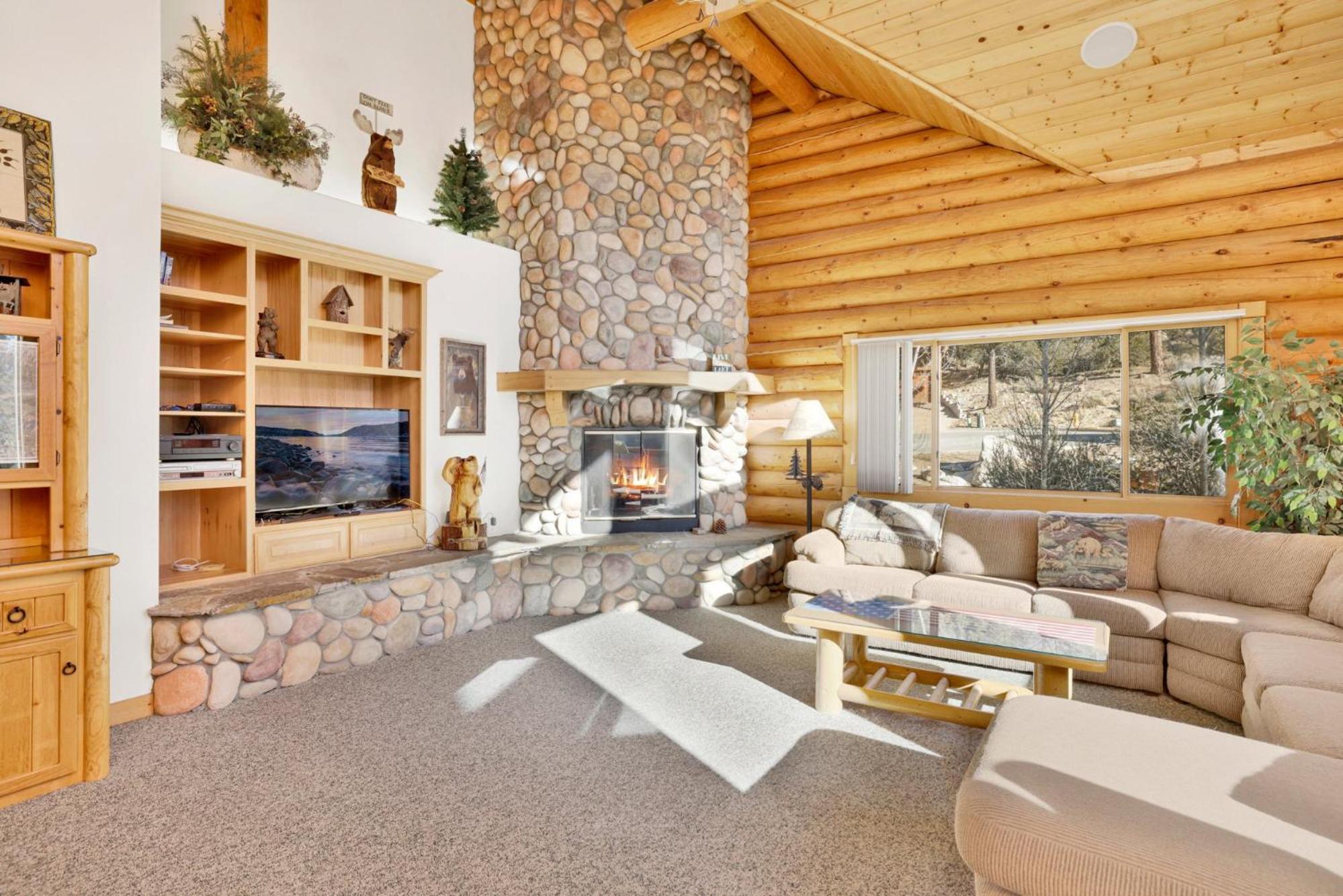 Castle crag log cabin #2392