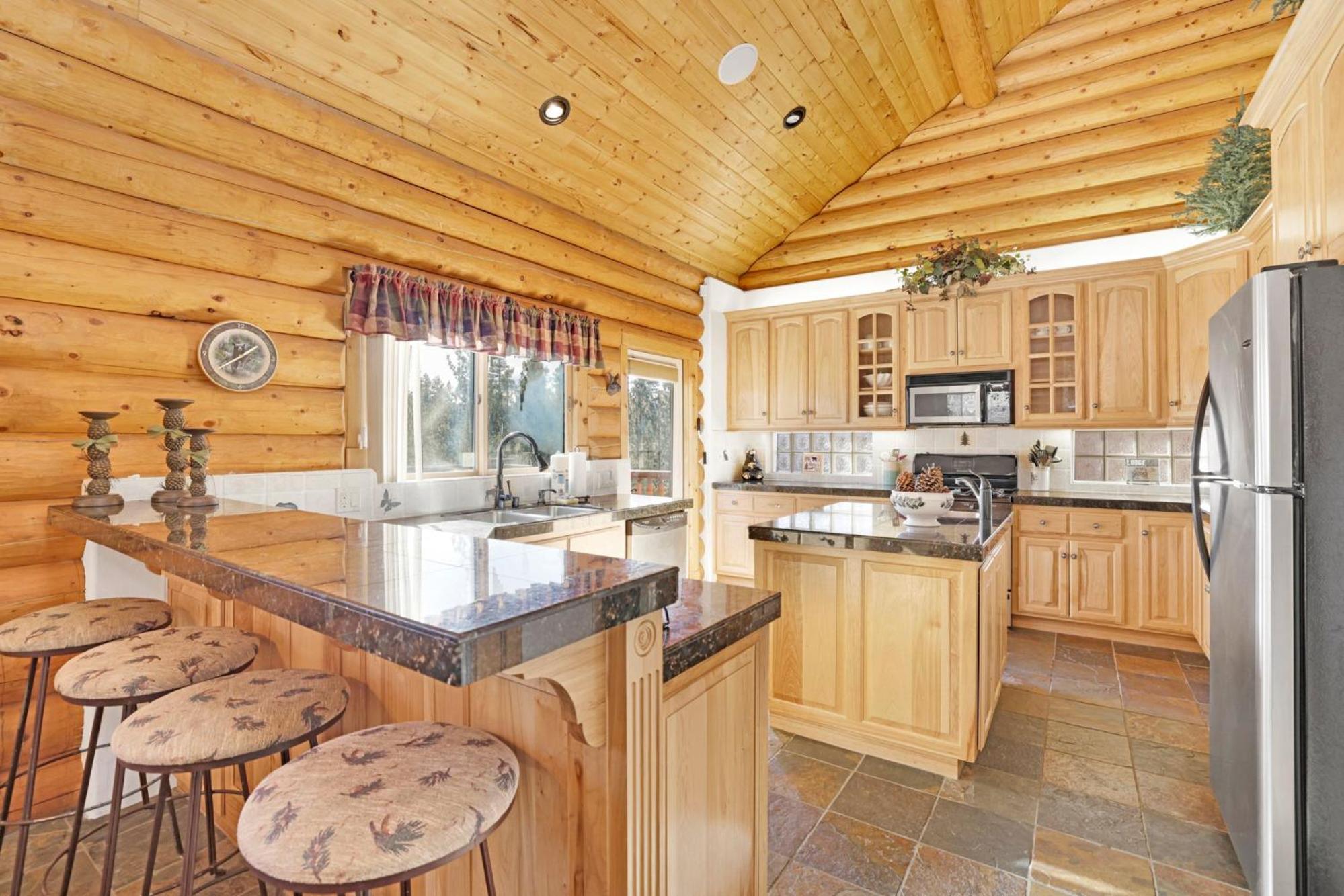 Castle crag log cabin #2392