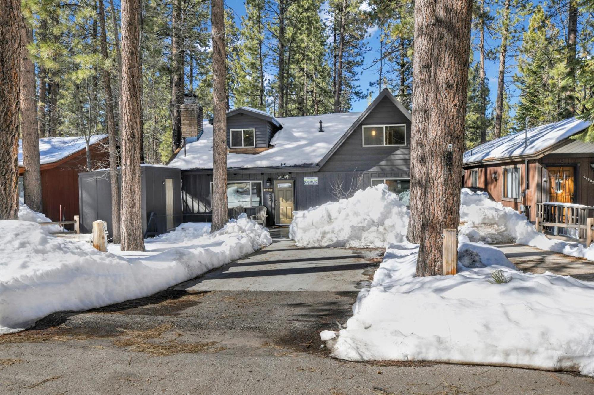 The teddy bear chalet #2257