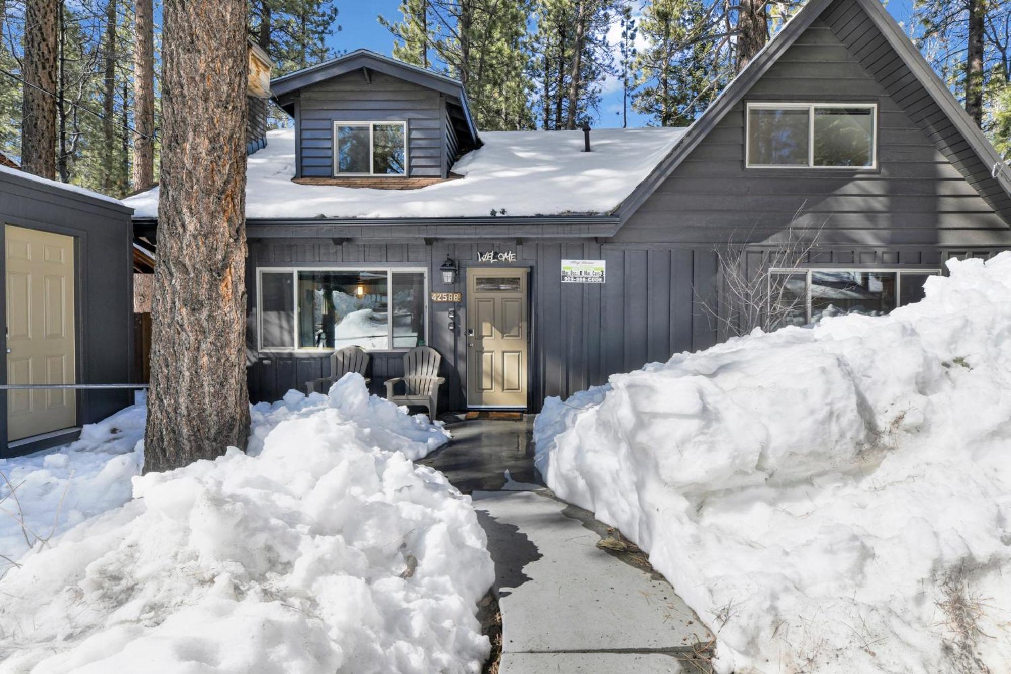The teddy bear chalet #2257
