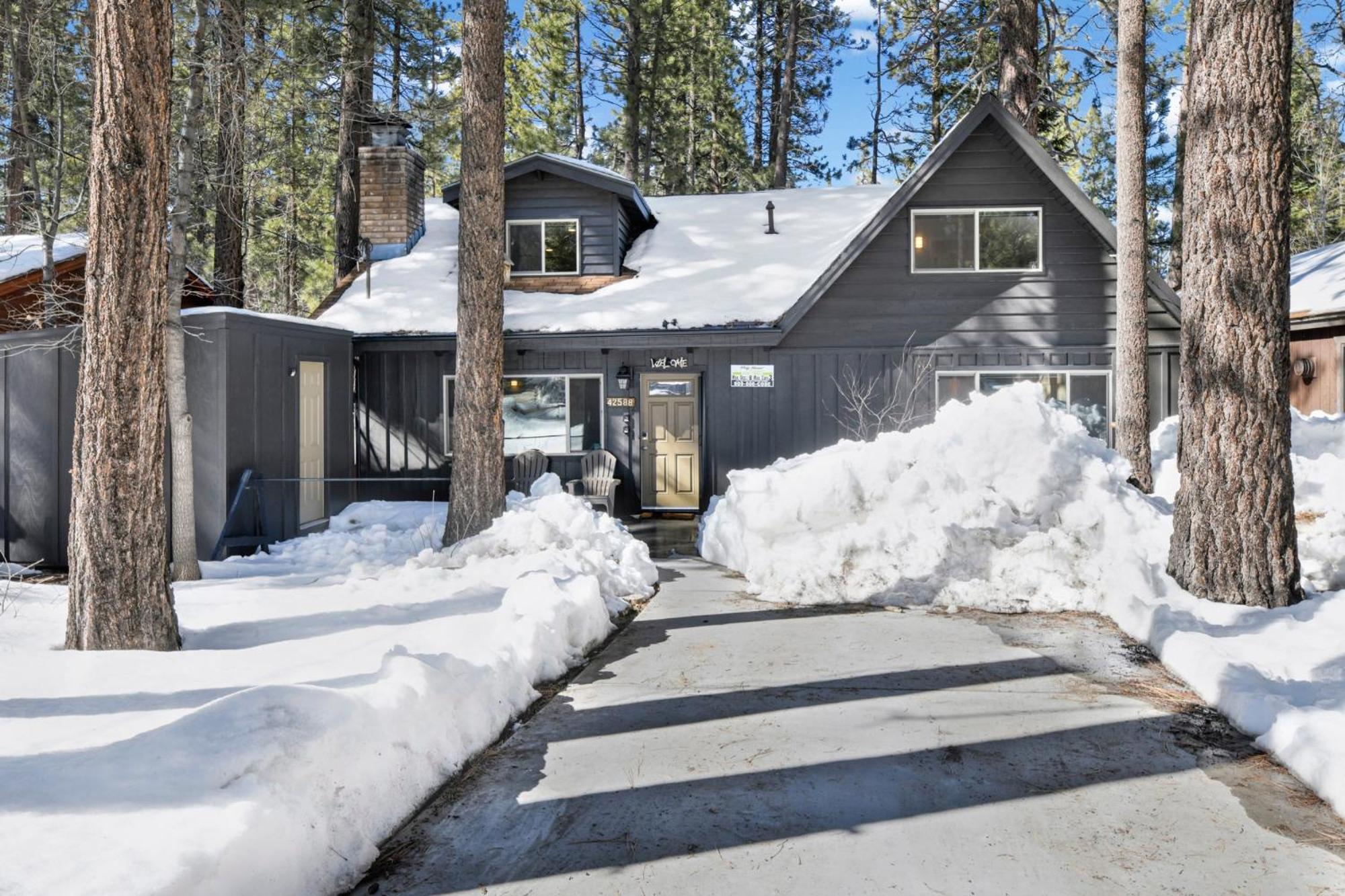 The teddy bear chalet #2257