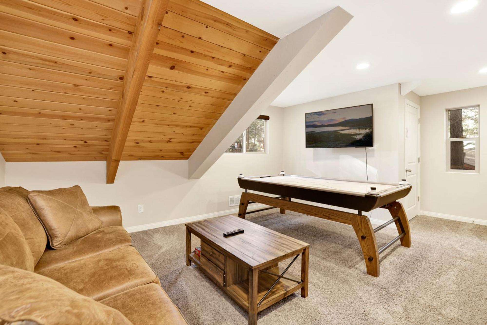 The teddy bear chalet #2257