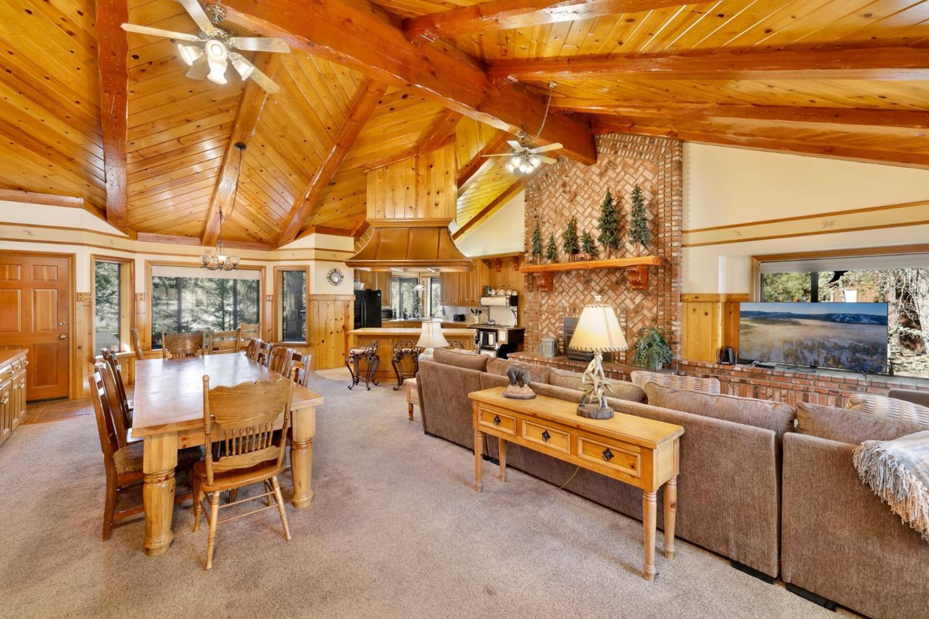 Bearfoot lodge #2030