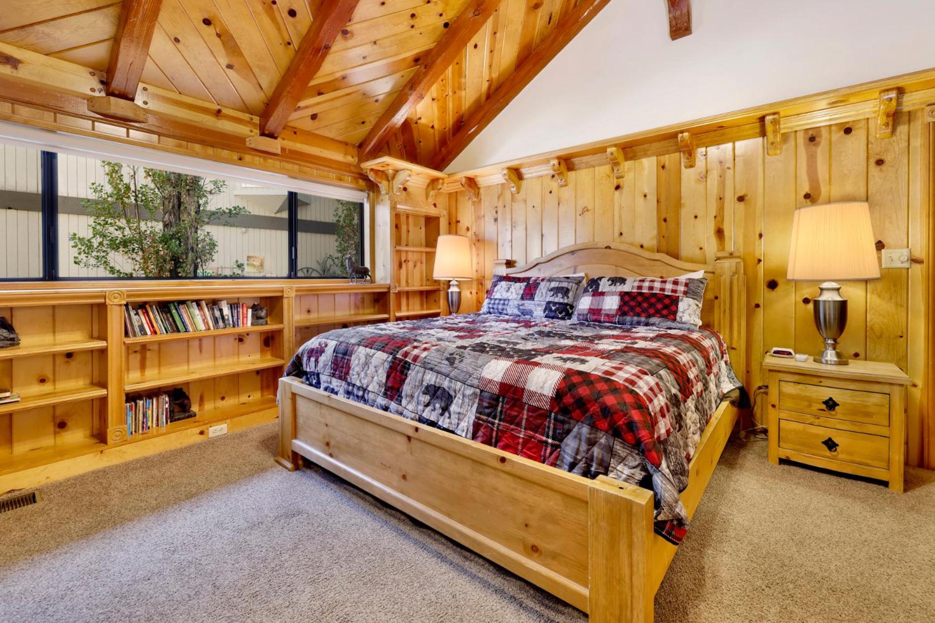 Bearfoot lodge #2030