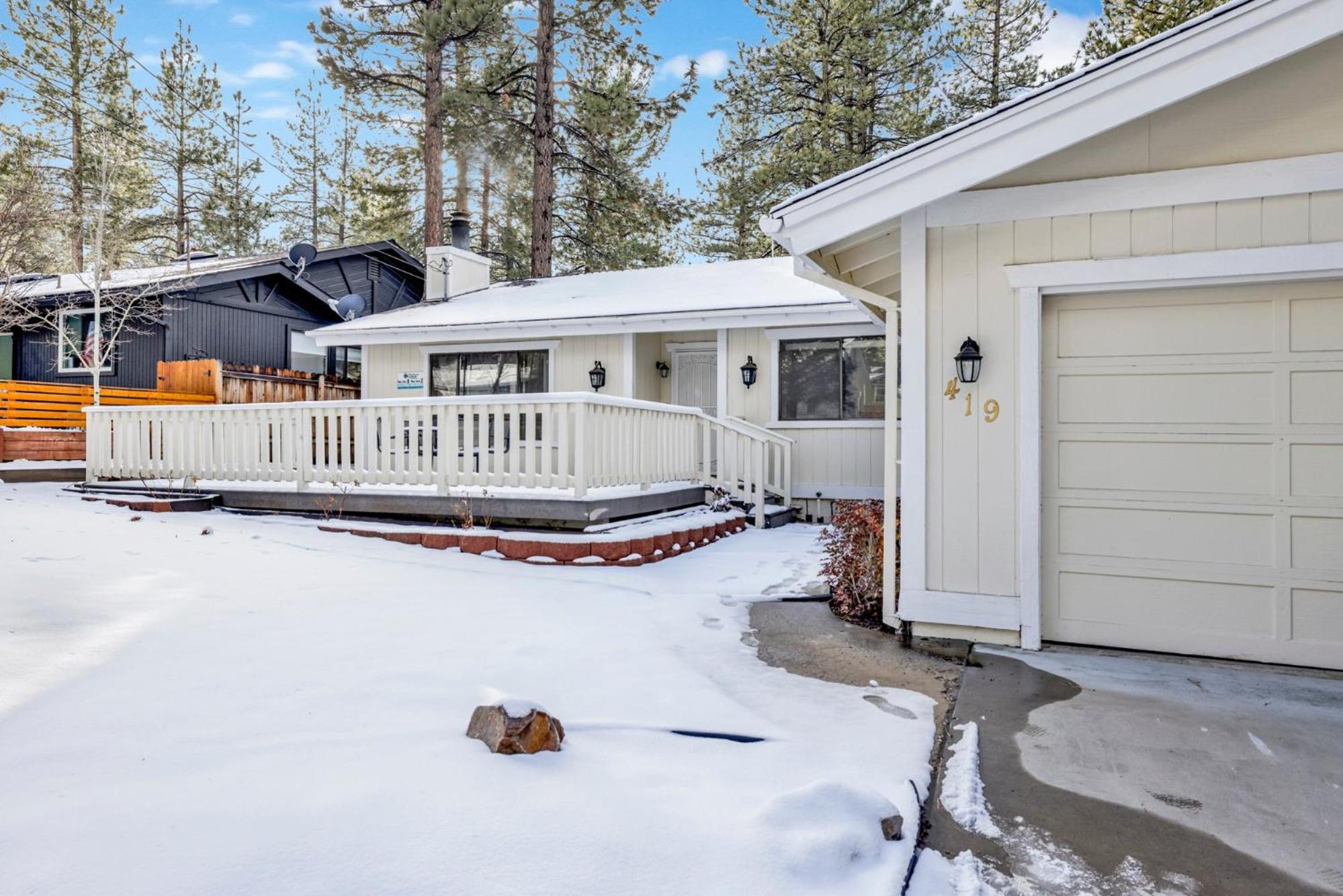 Belmont pines cottage #2382 in Big Bear City, US