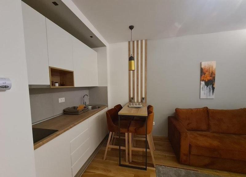 Apartman Istra 58 Titova vila Zlatibor view 3