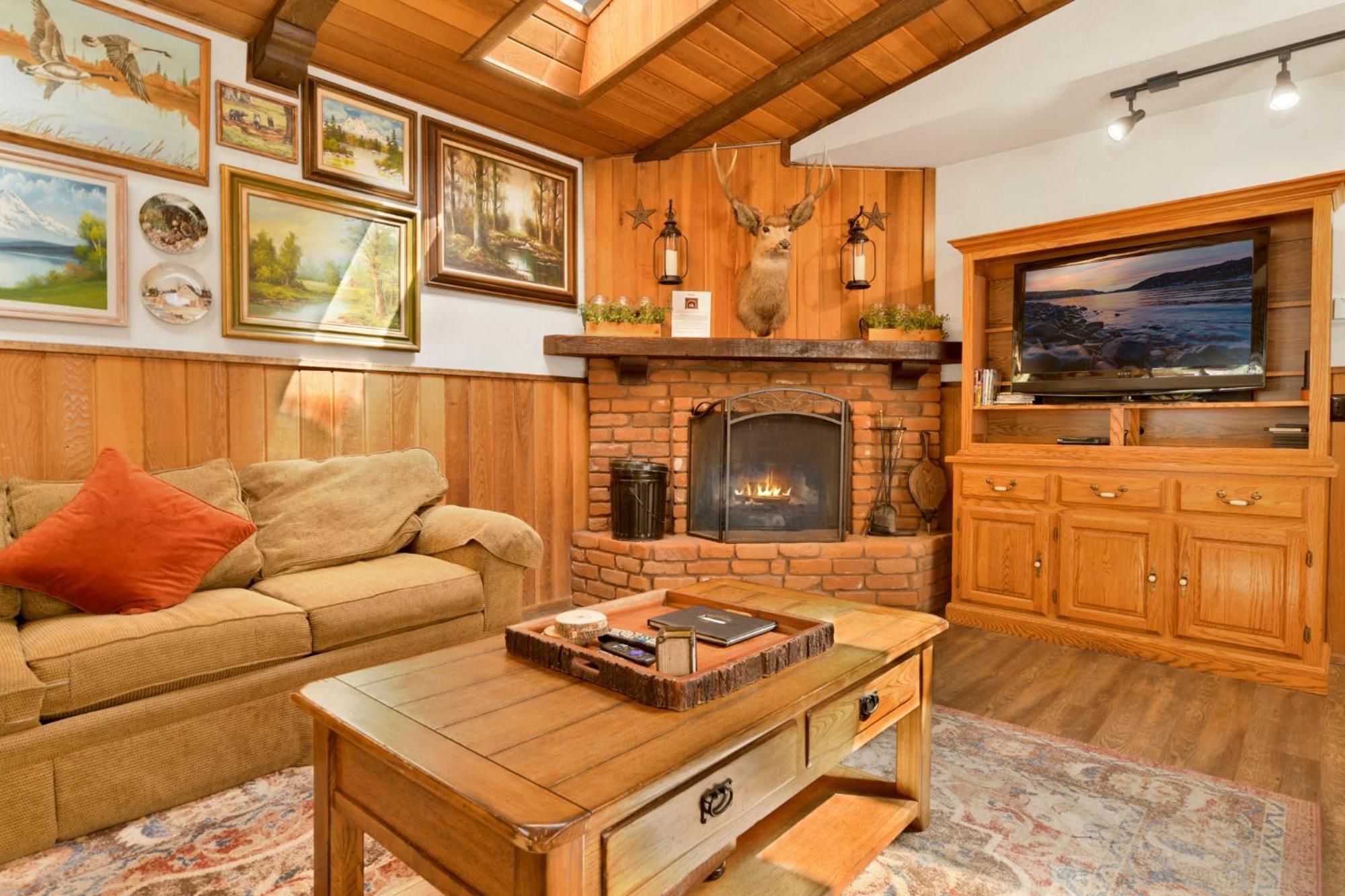 Moonridge cottage #1817 view 4