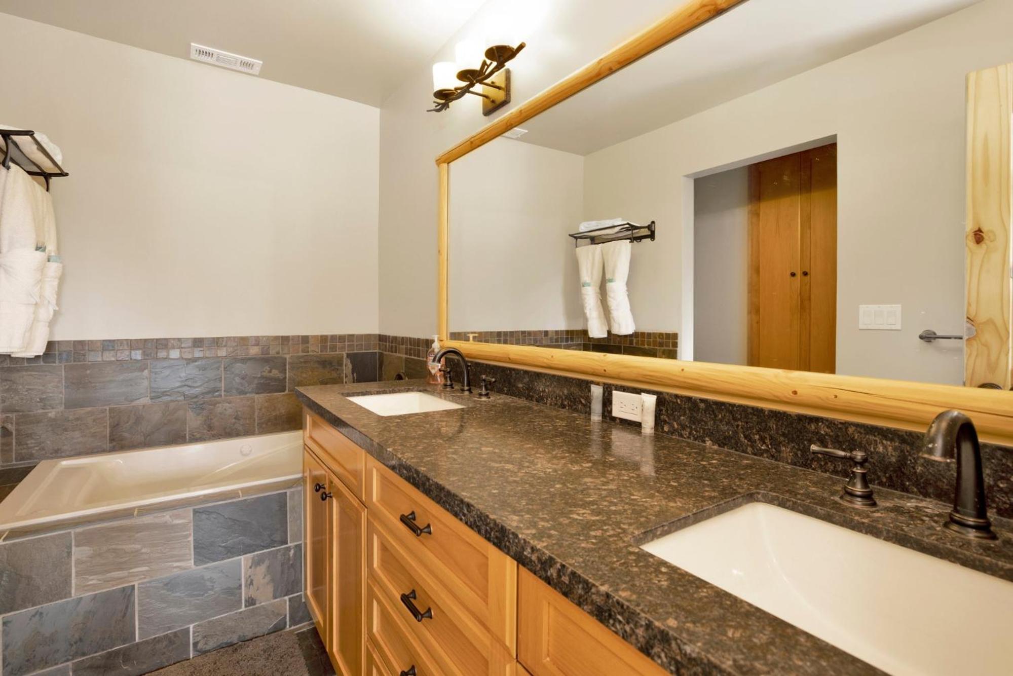 Silver tip chalet #2141