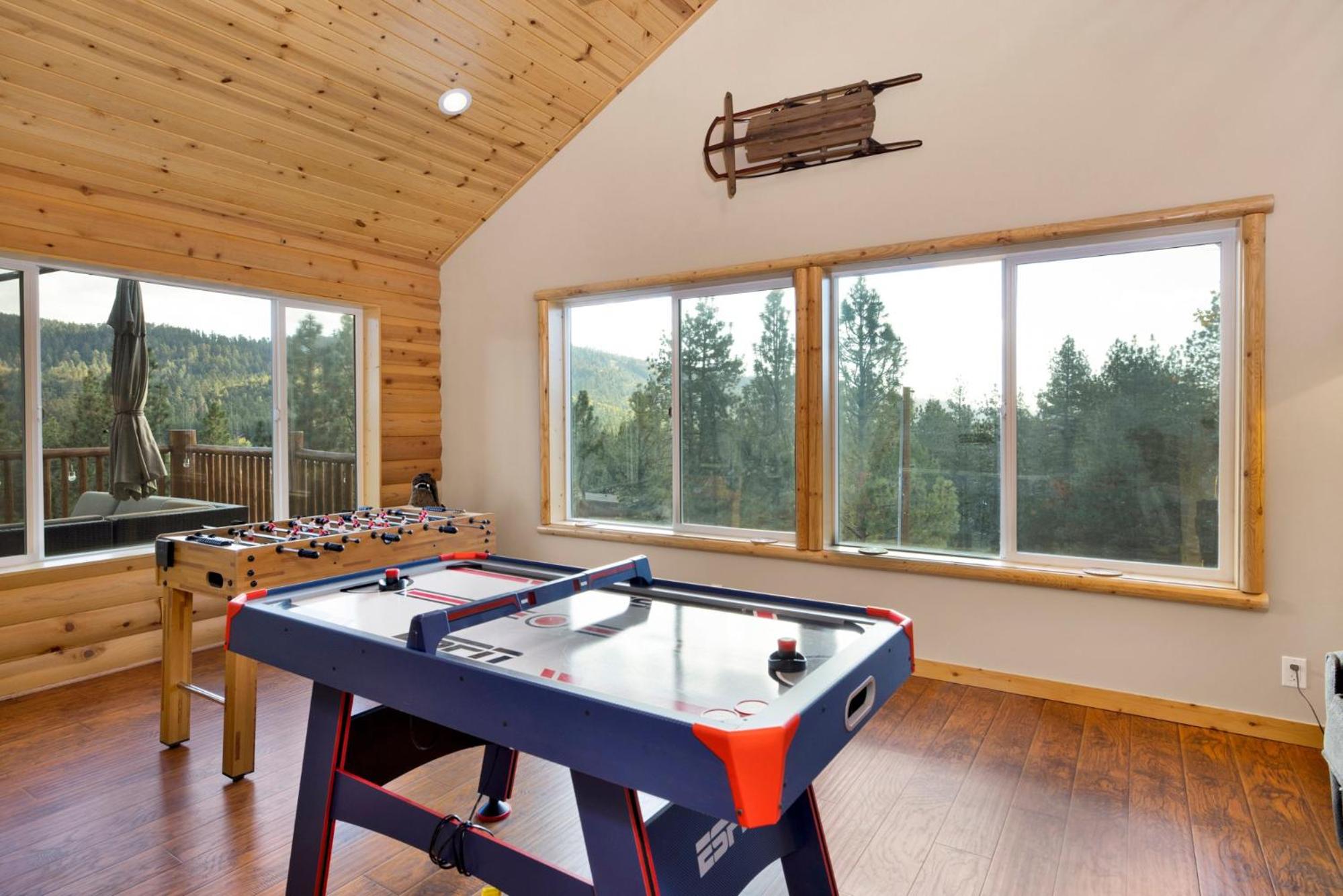 Silver tip chalet #2141