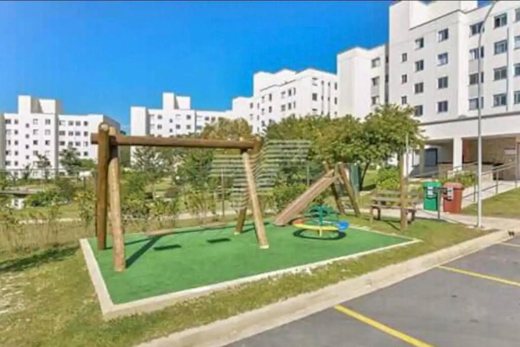 Apartamento 2 Quartos, Condomínio Spazio Cosenza com ótima localização