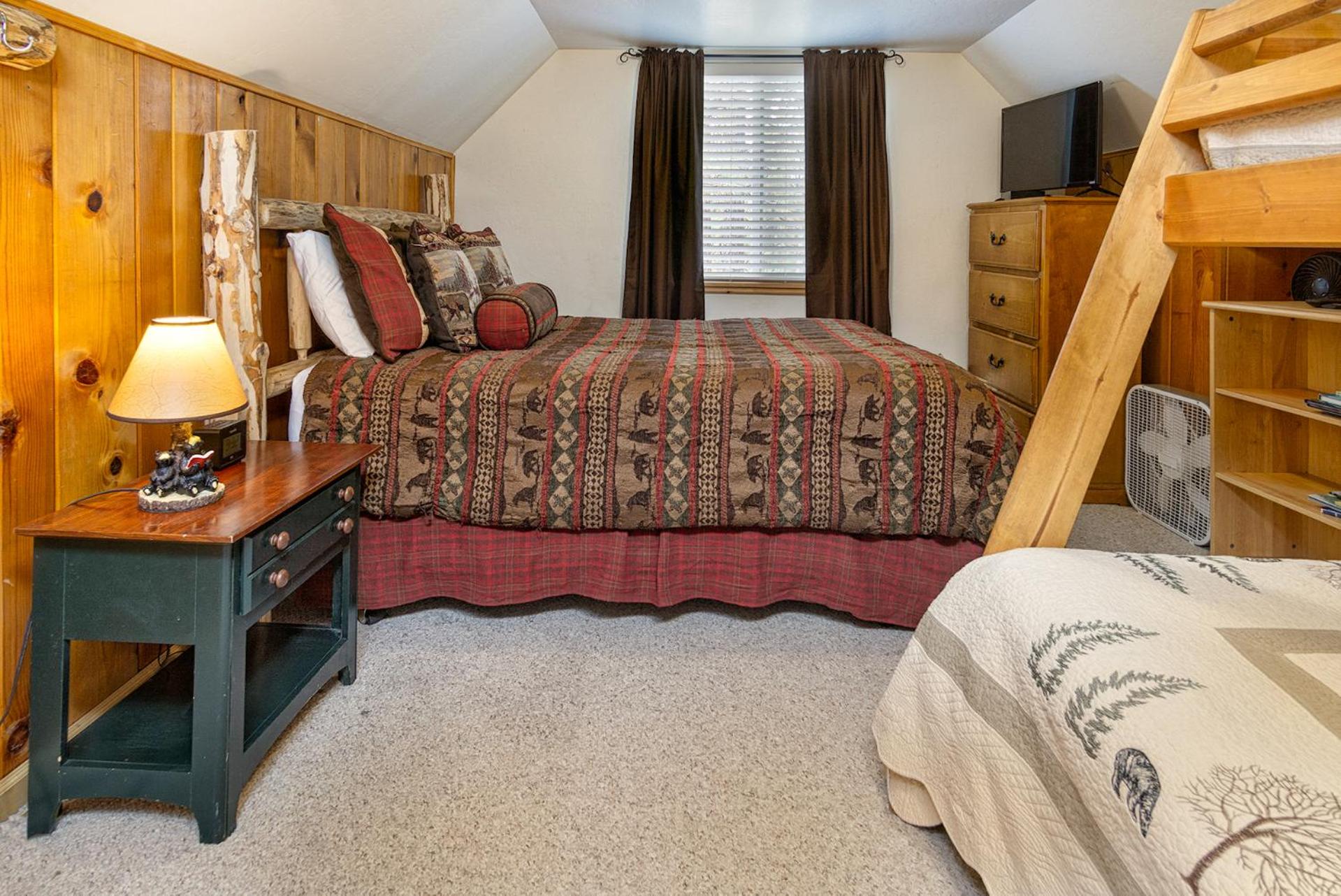 Living Log Cabin#1494