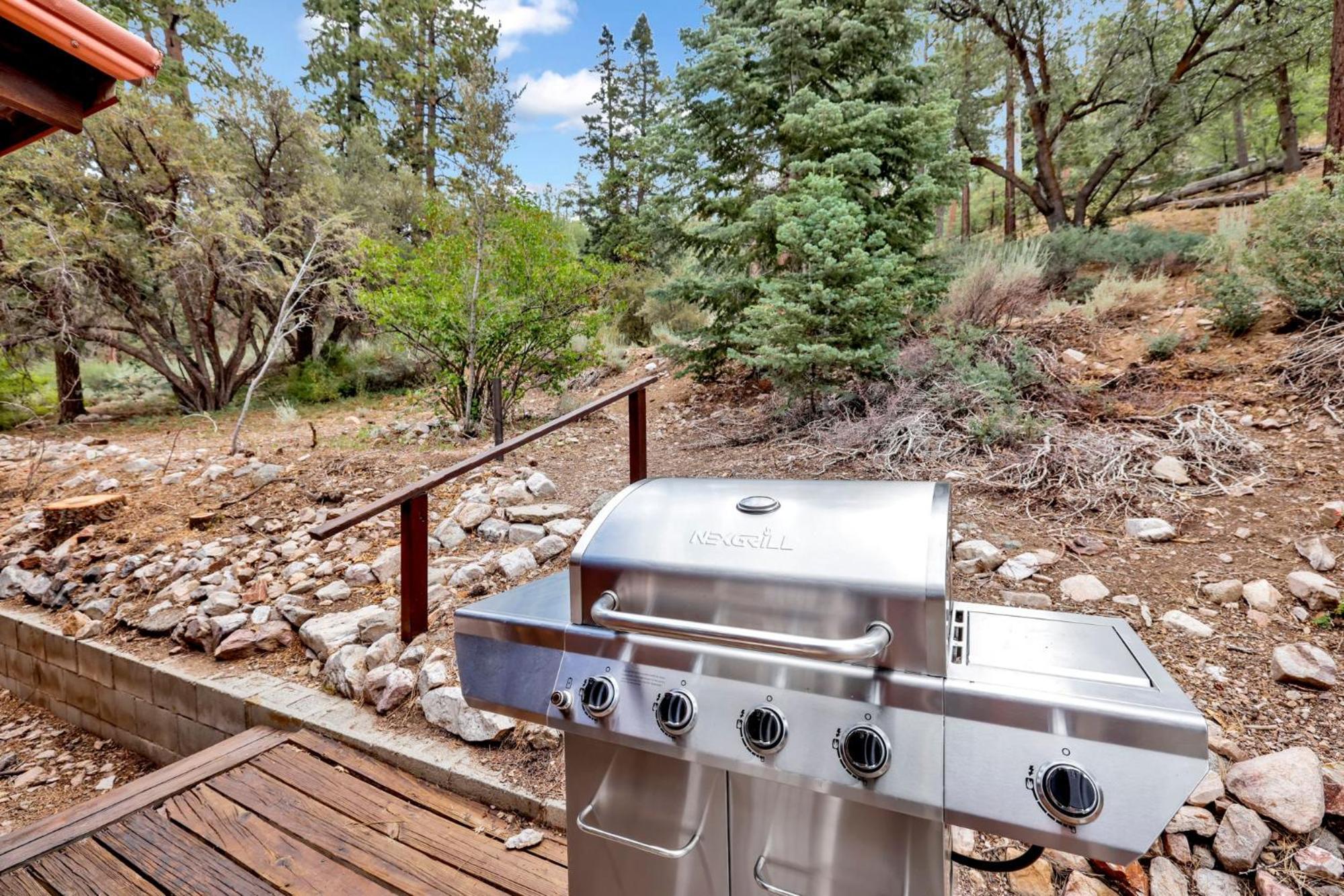 Cabin idle ours #933