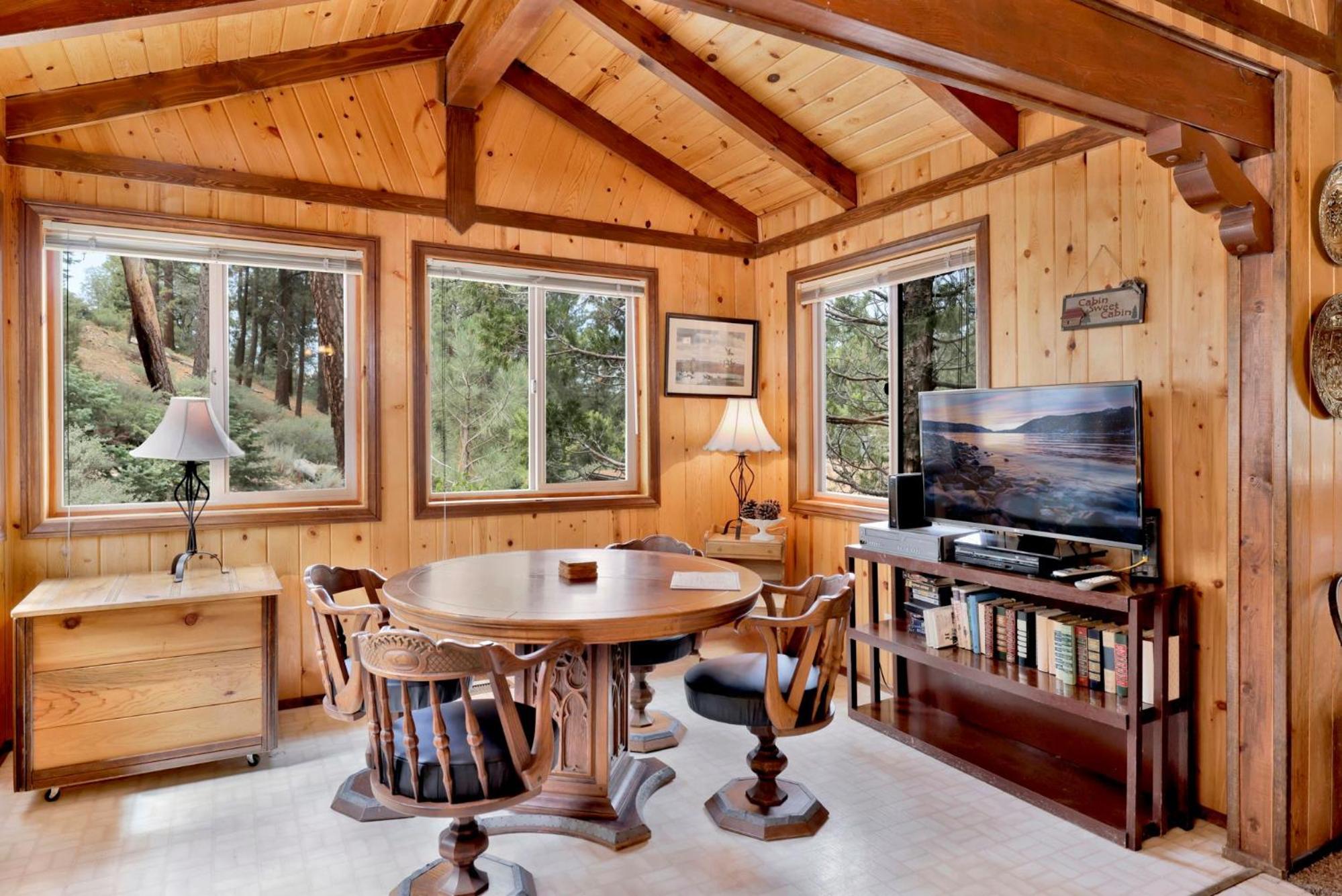 Cabin idle ours #933