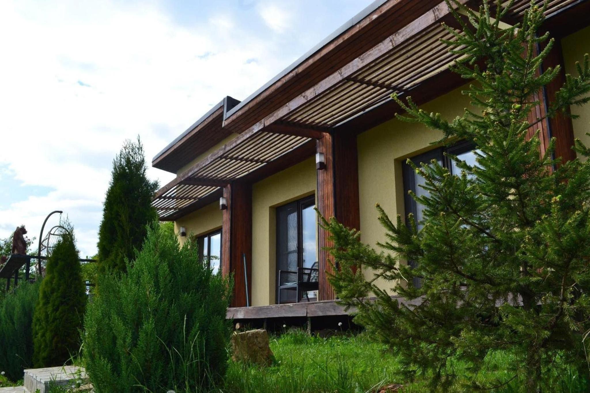 Green Yard Doftana