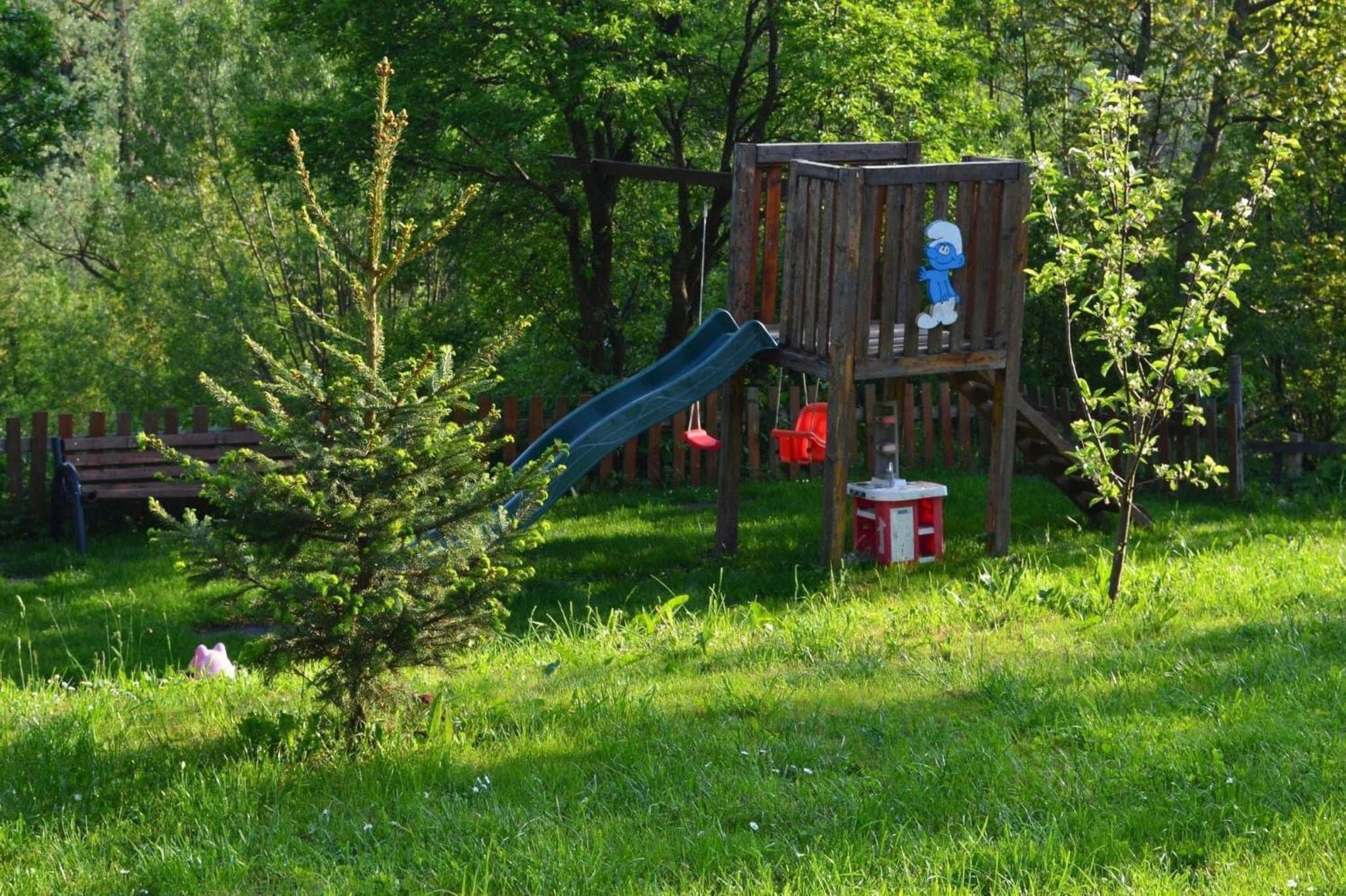 Green Yard Doftana en Teşila