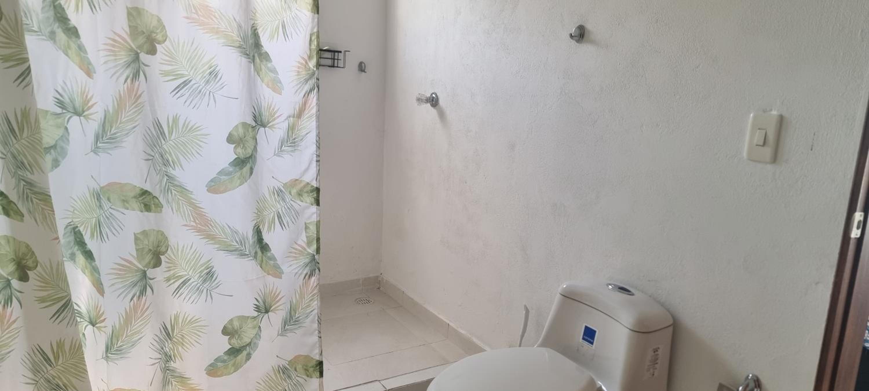 VILLETA, CASA CAMPESTRE CERCA DE PAYANDE