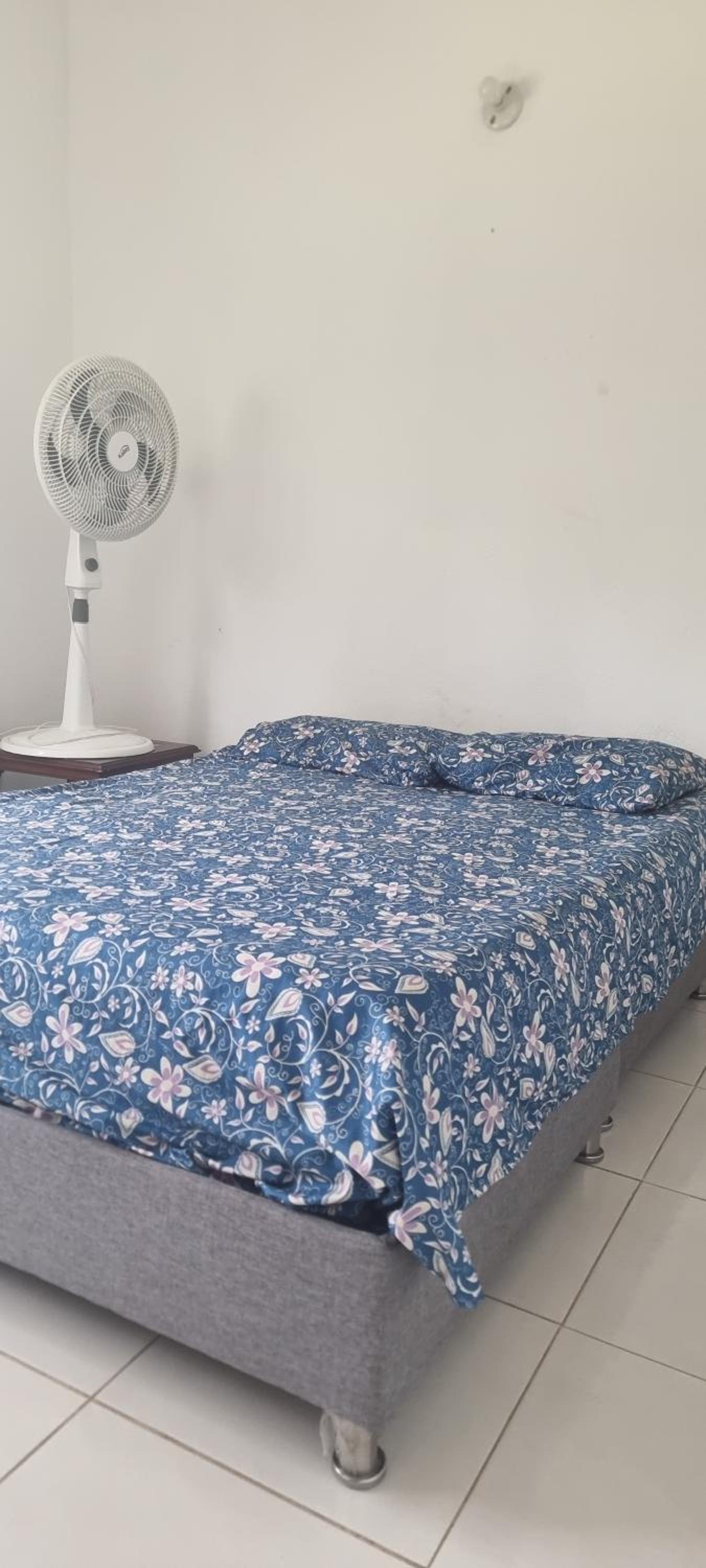 VILLETA, CASA CAMPESTRE CERCA DE PAYANDE