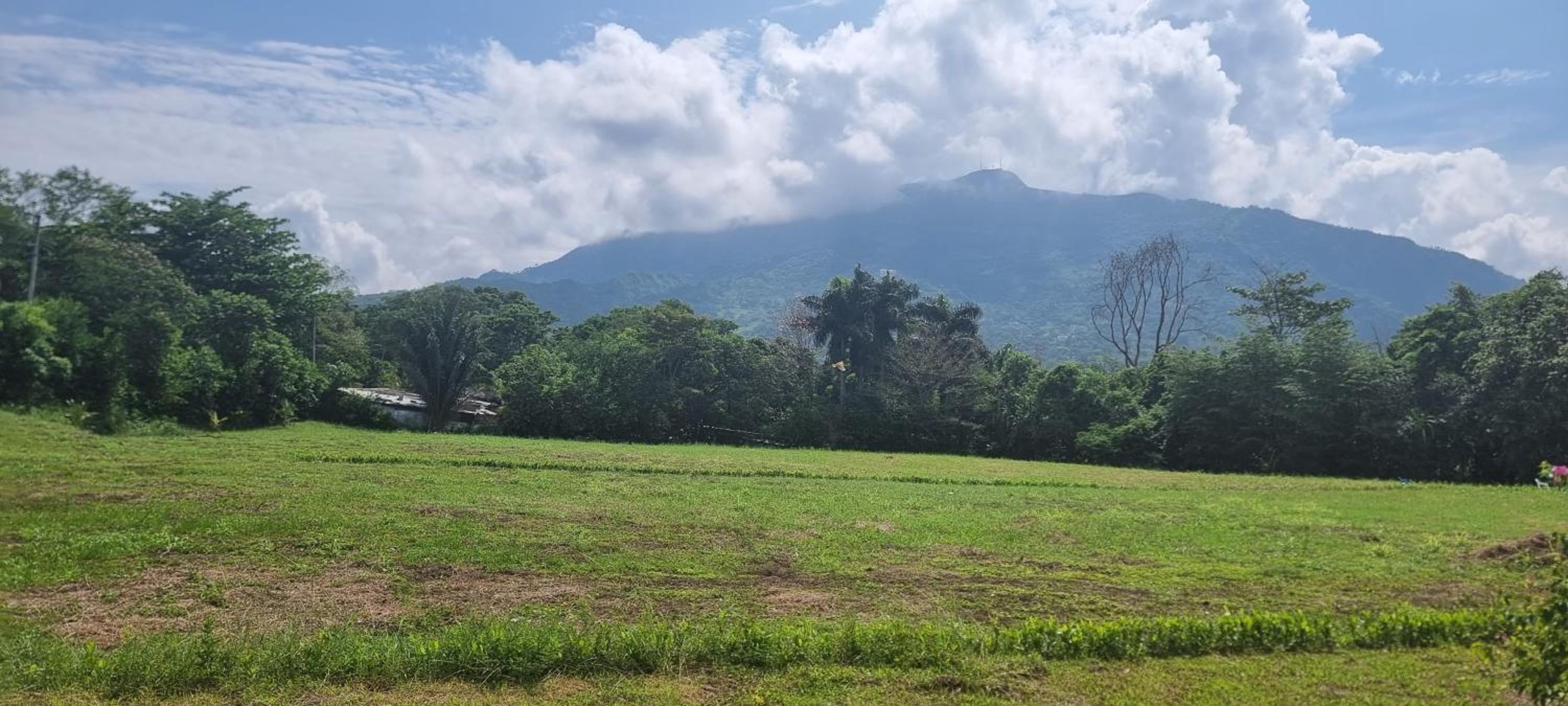 VILLETA, CASA CAMPESTRE CERCA DE PAYANDE