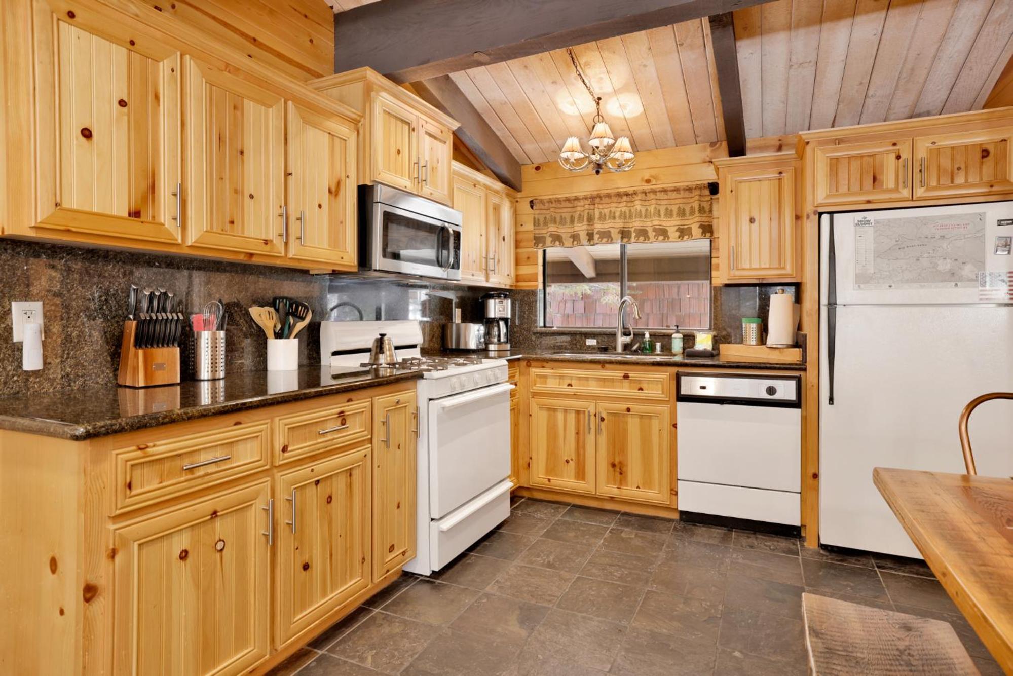 Smith chalet at snow summit #2278
